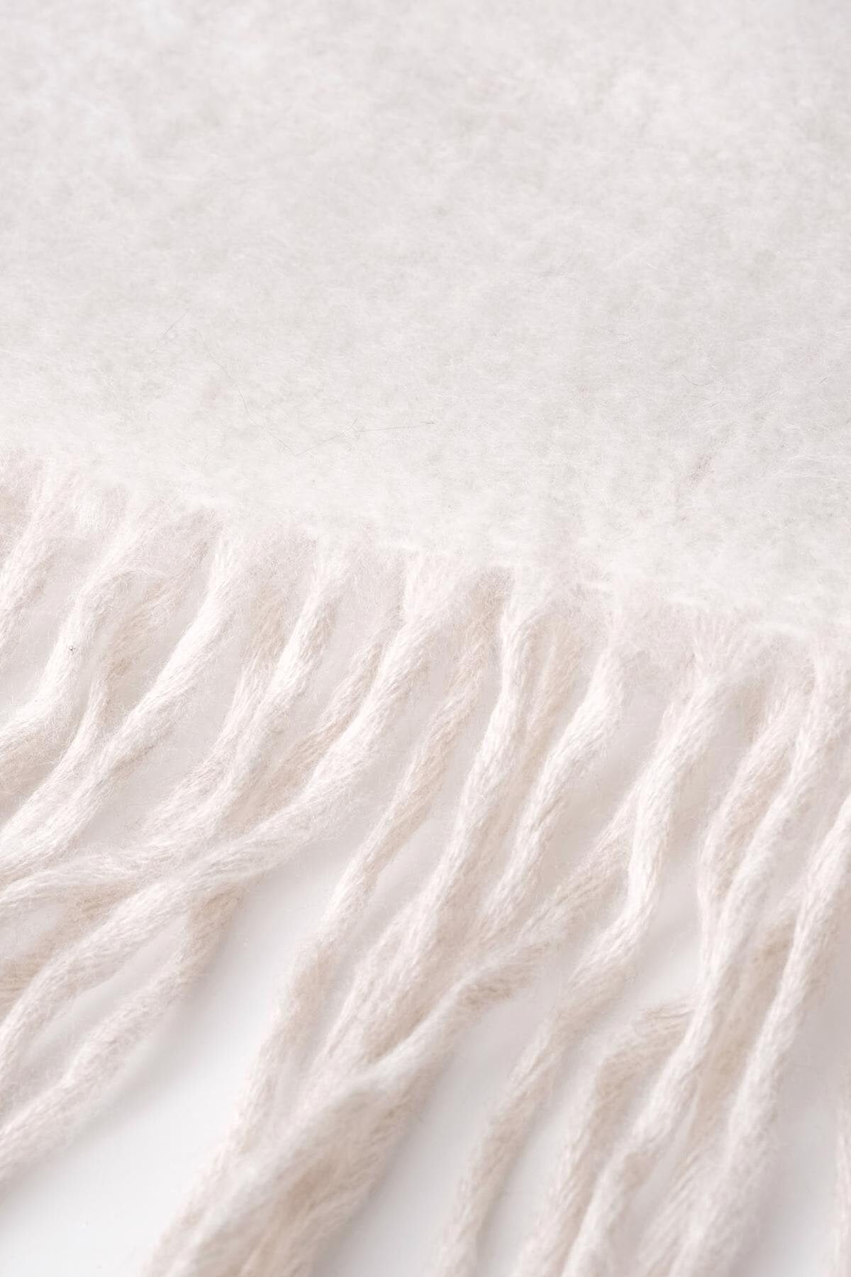 Stone_Basic-Shawl-addax