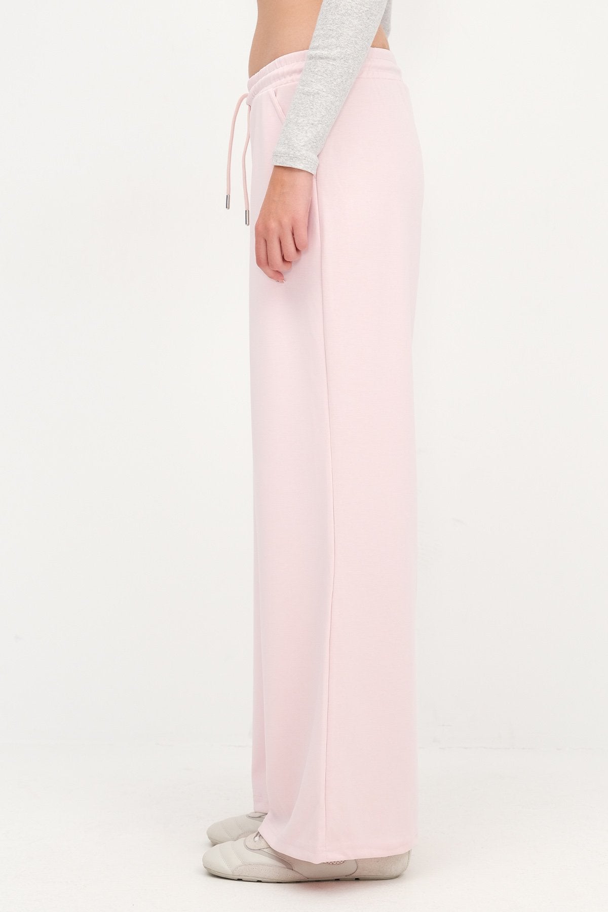 Lotus_Elastic-Waist-Modal-Sweatpants-addax