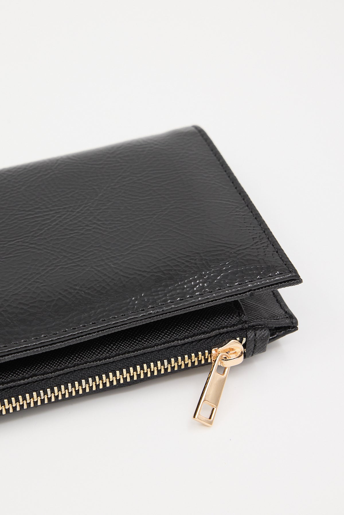 Black_Zippered-Snap-Closure-Wallet-addax