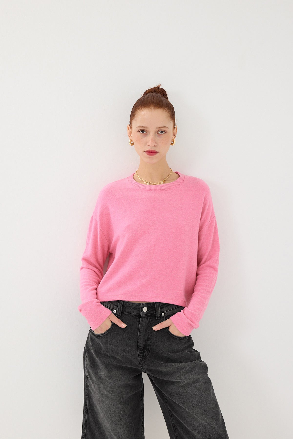 Pink_Soft-Textured-Crew-Neck-Knit-Sweater-addax