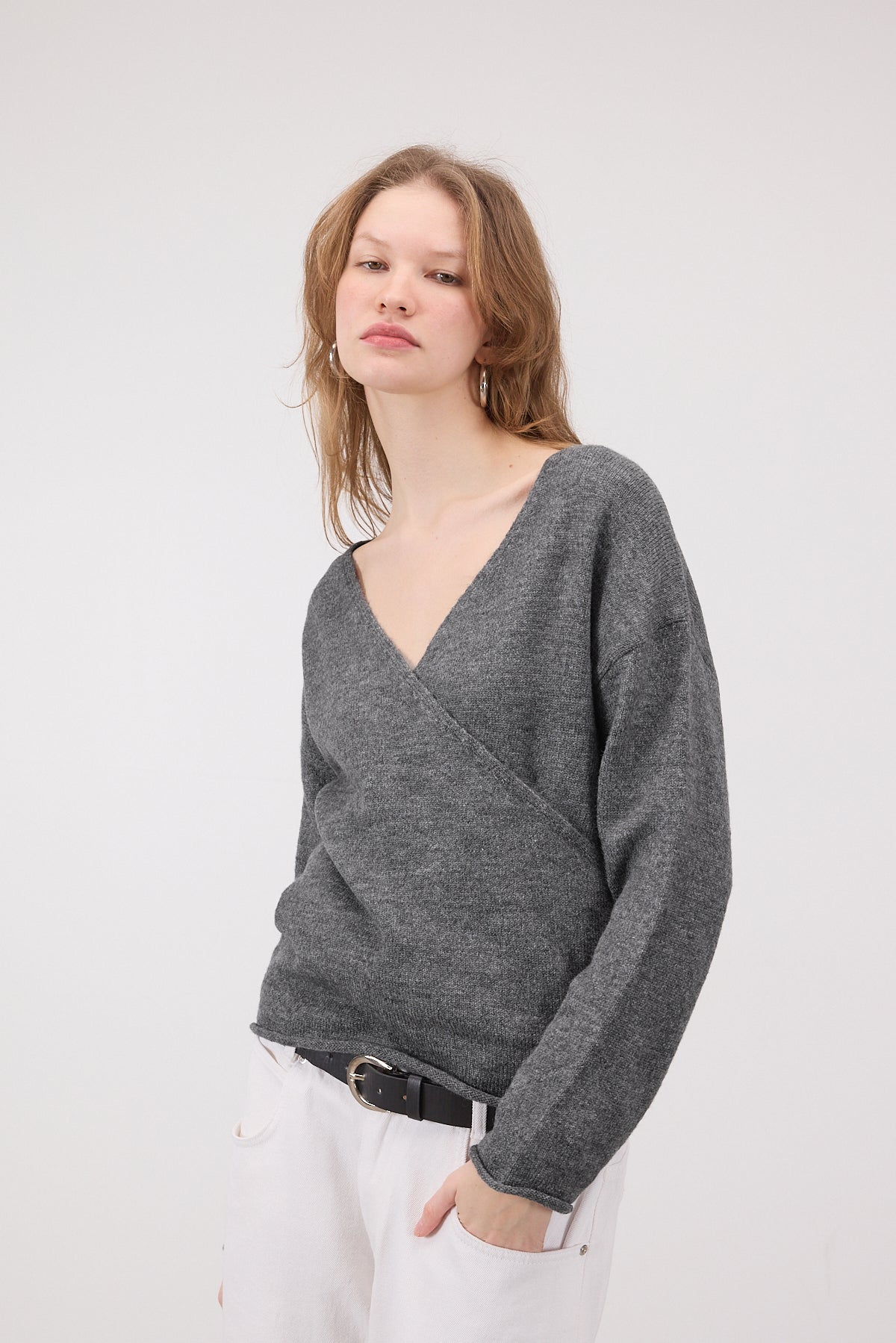 Smoke_V-Neck-Laced-Knit-Cardigan-addax