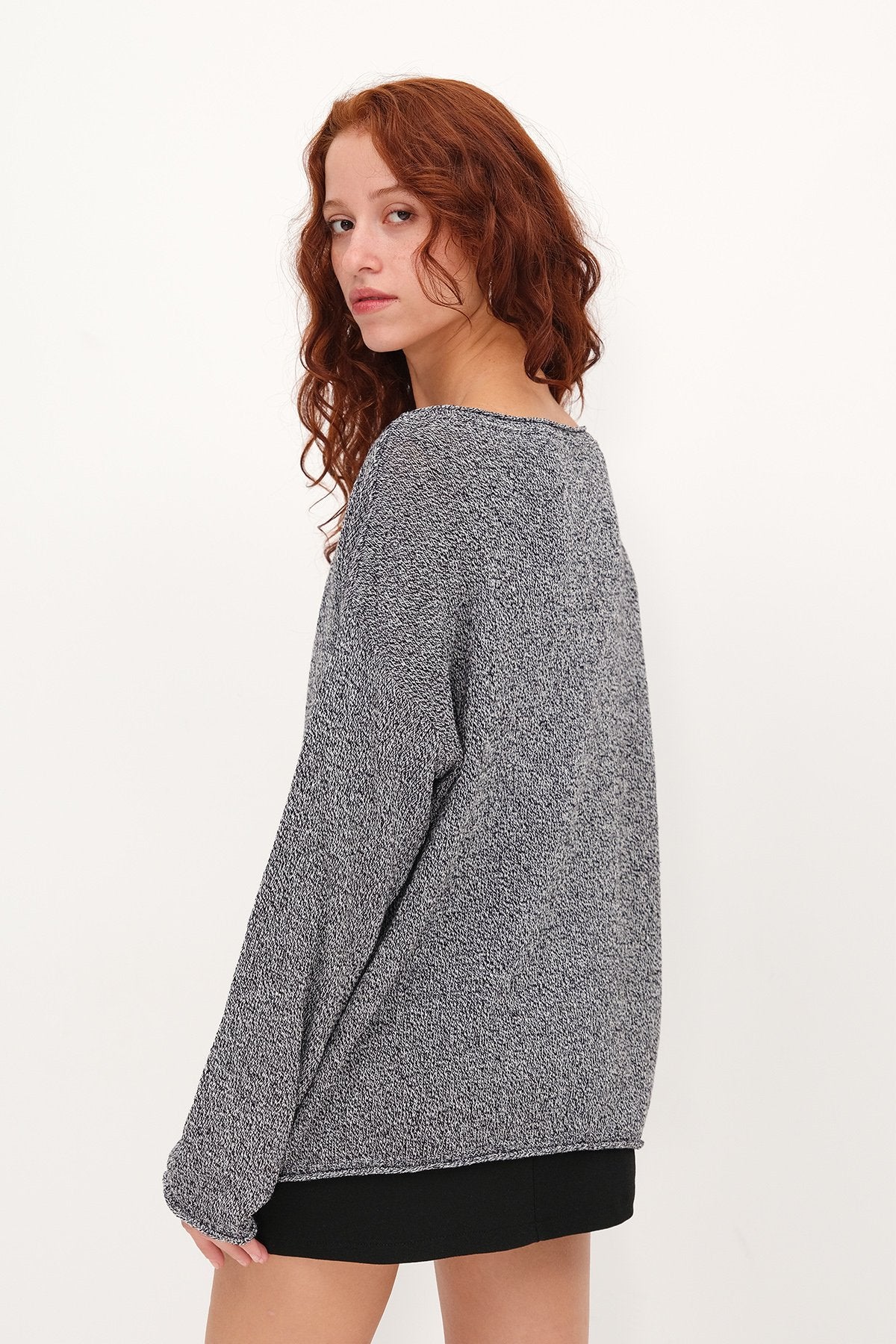 Black---White_Boat-Neck-Knit-Sweater-addax