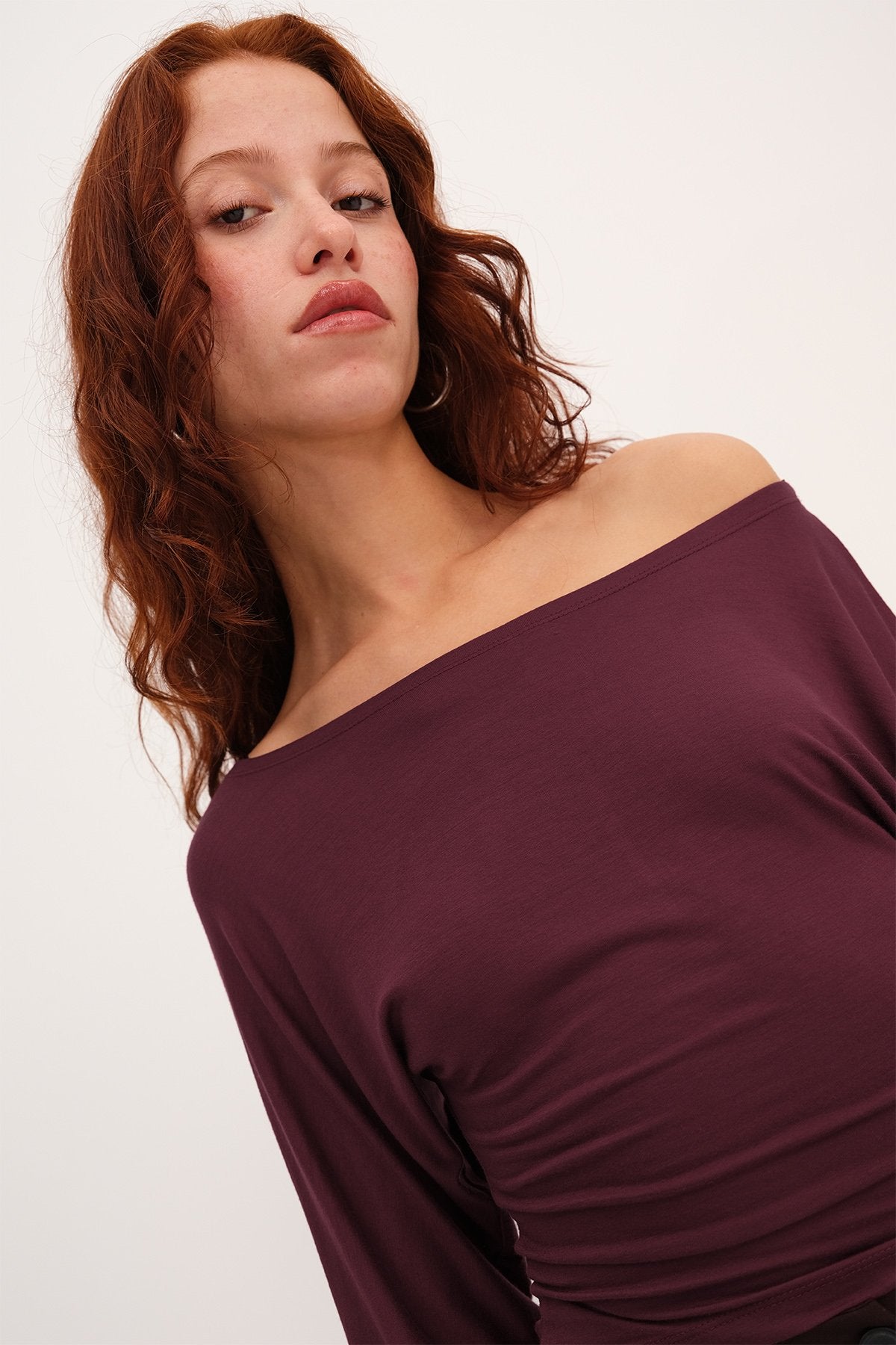 Light-Burgundy_Boat-Neck-Long-Sleeve-T-Shirt-addax