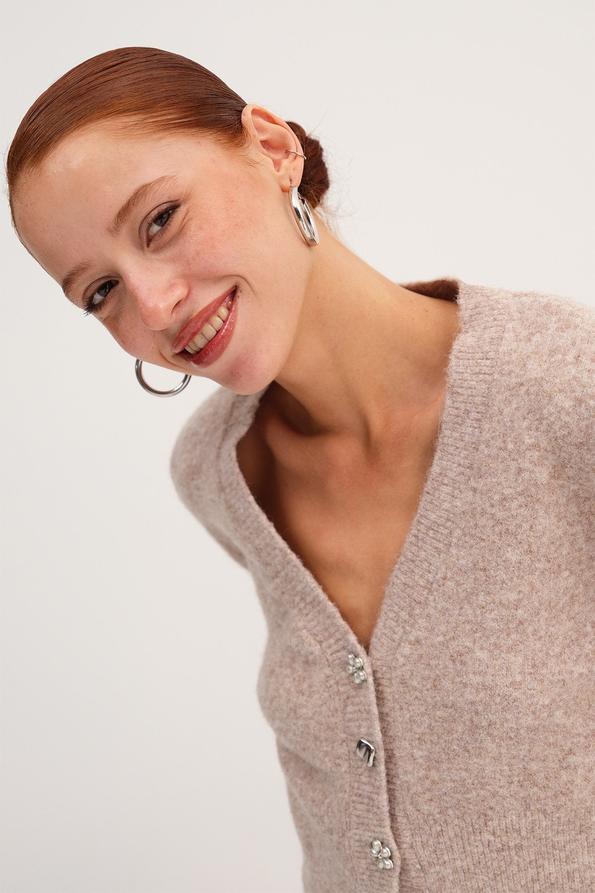 Mink_V-Neck-Buttoned-Knit-Cardigan-addax