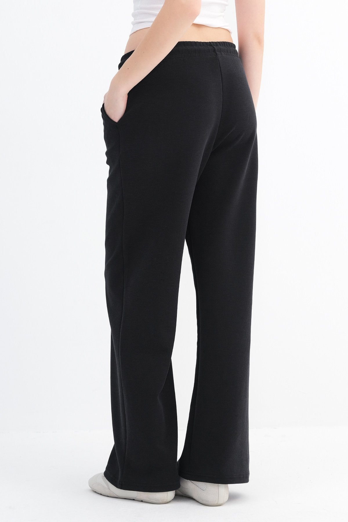 Black_Wide-Leg-Modal-Sweatpants-addax