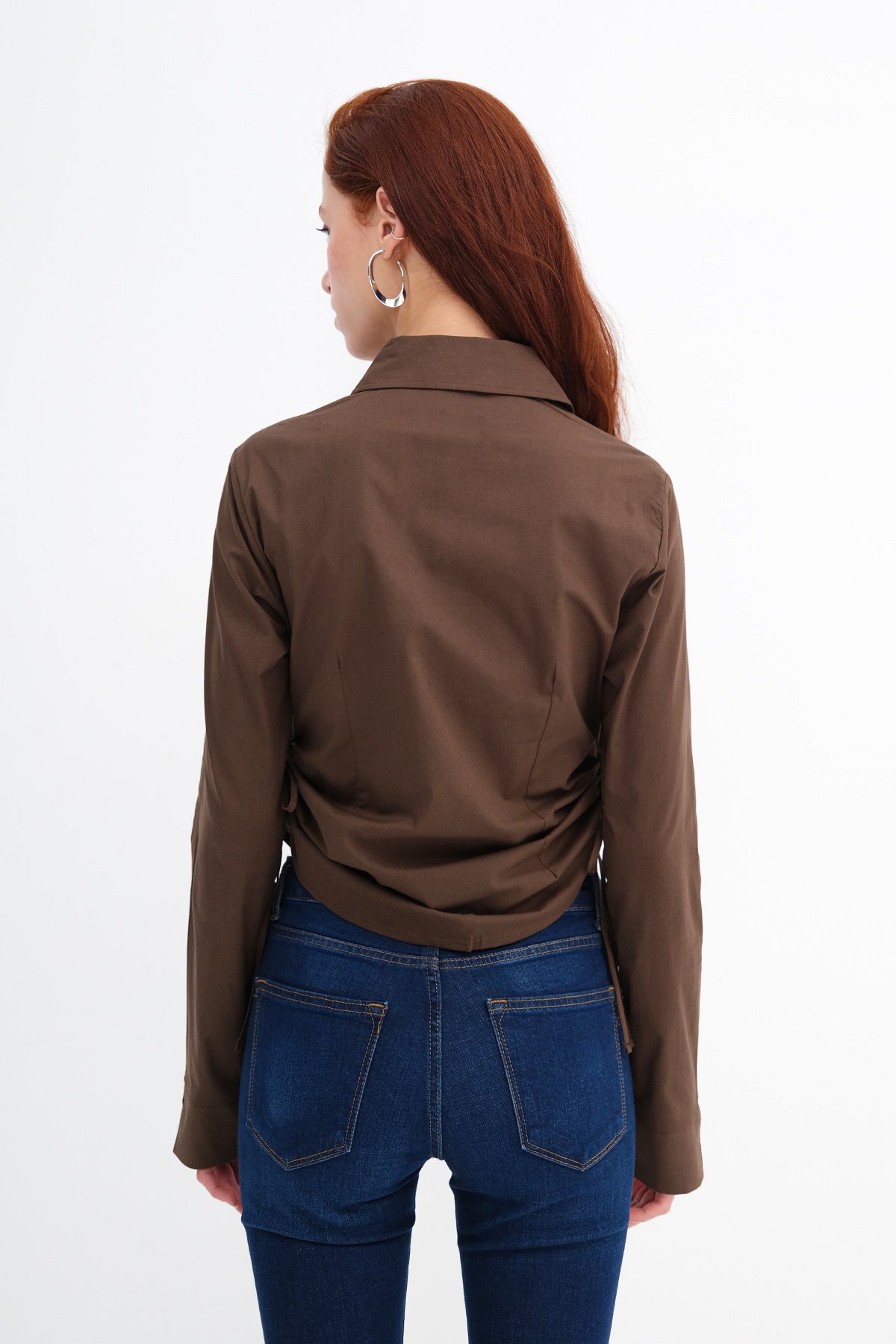 Bitter-Coffee_Ruched-Side-Shirt-addax