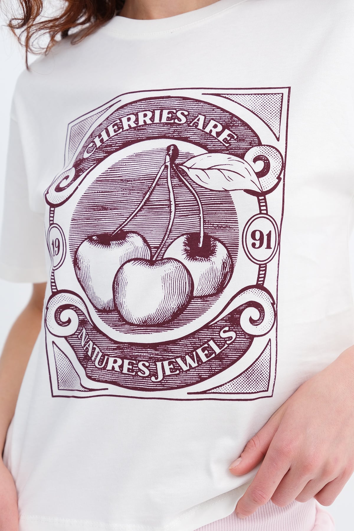 Ecru_Cherry-Print-T-shirt-addax