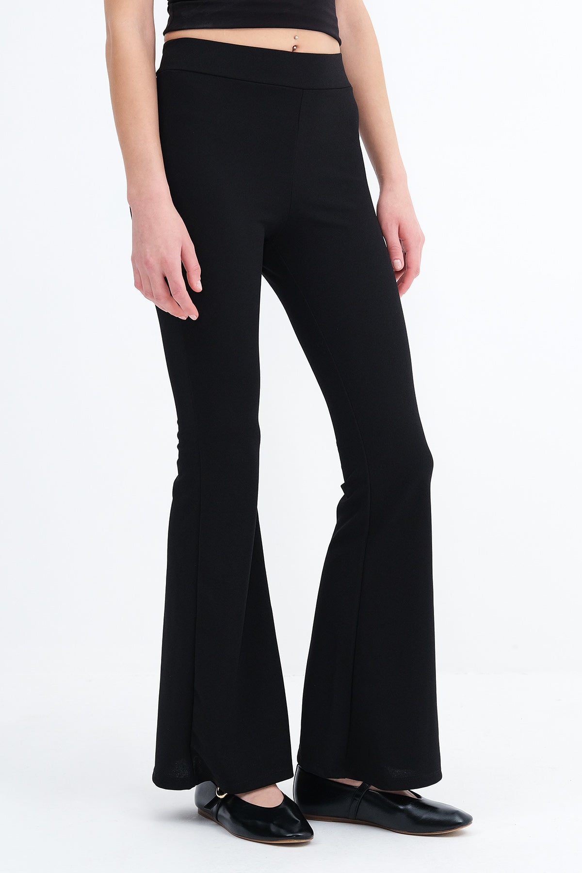 Black_Flared-Leg-Pants-addax