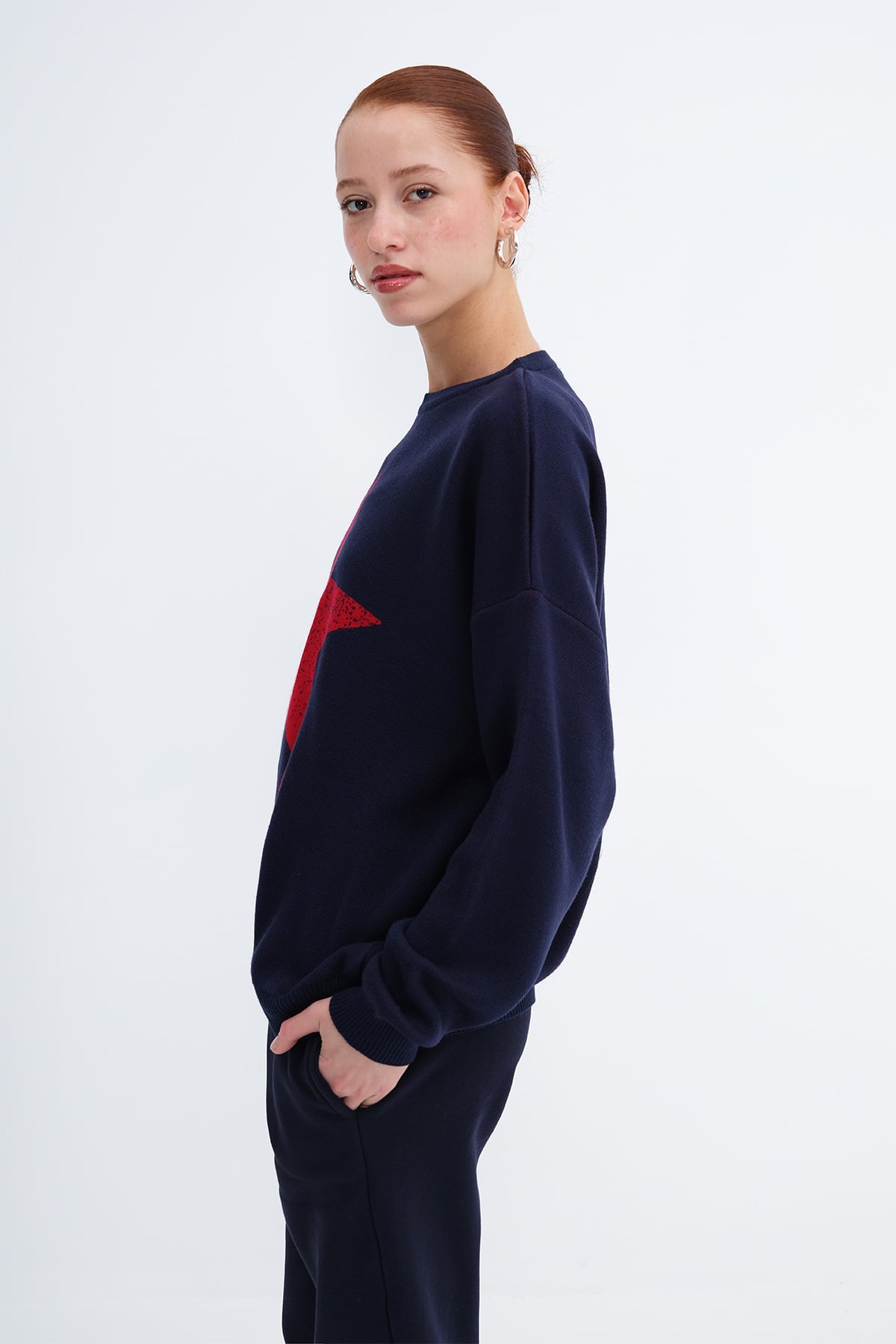 Dark-Night-Blue_Star-Knit-Sweater-addax