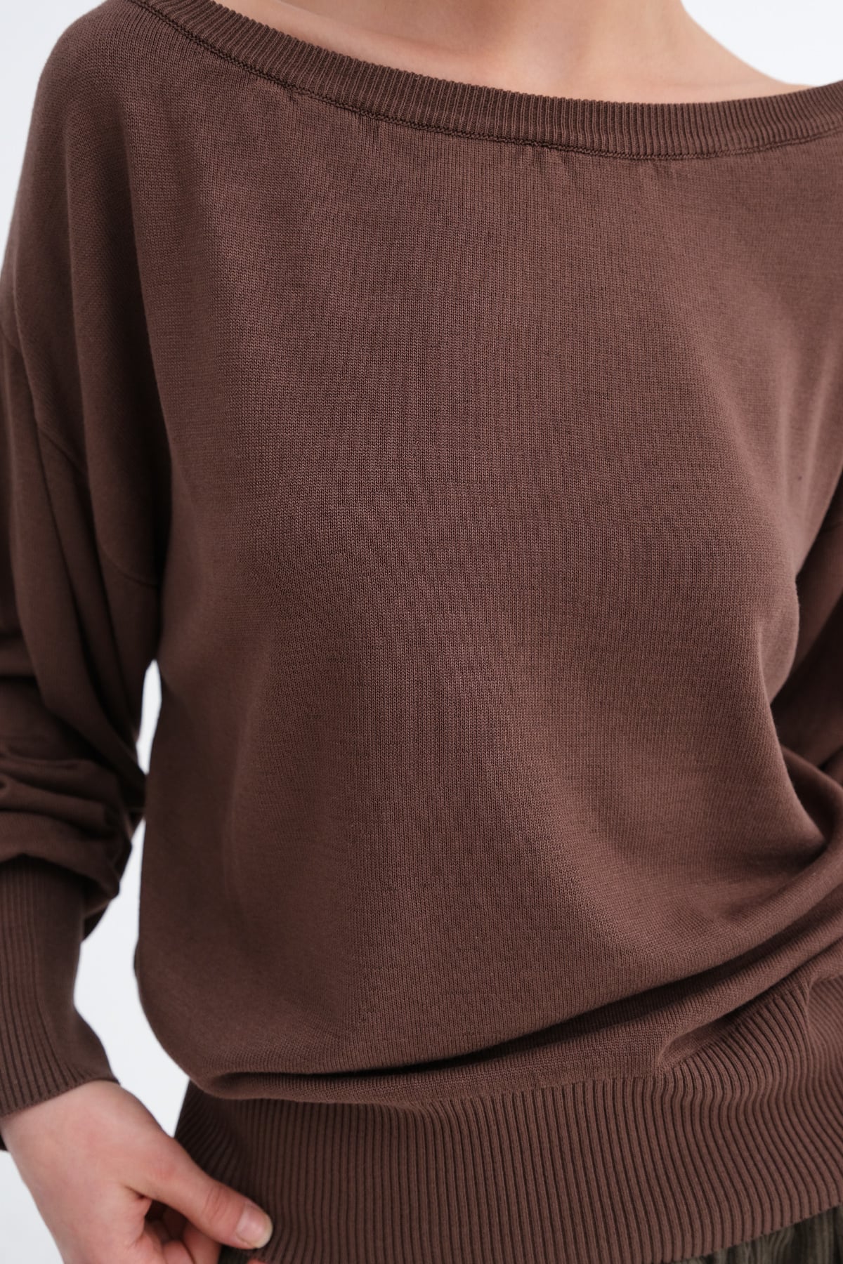 Brown_Boat-Neck-Knit-Top-addax