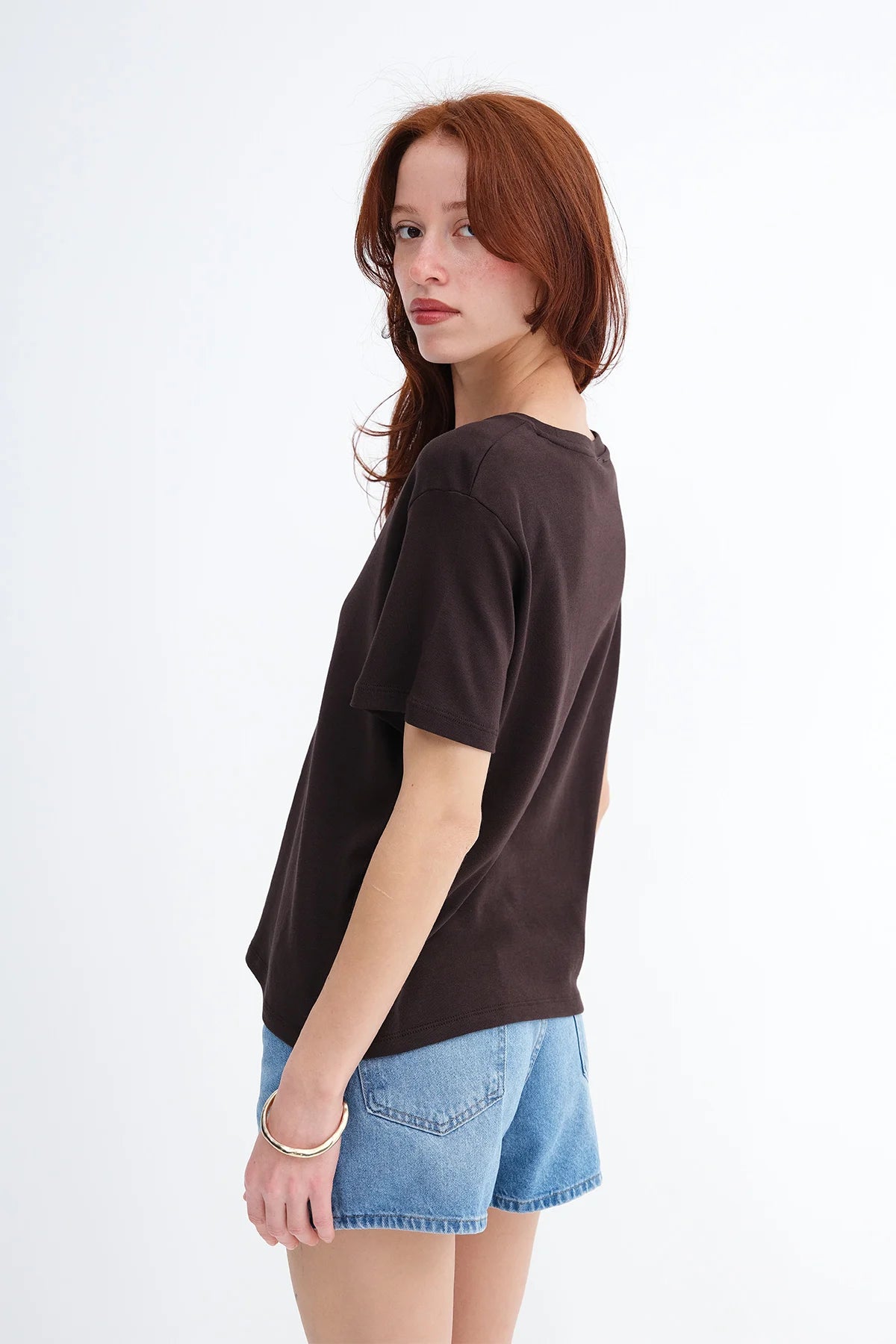 Bitter-Coffee_Crew-Neck-Basic-T-shirt-addax