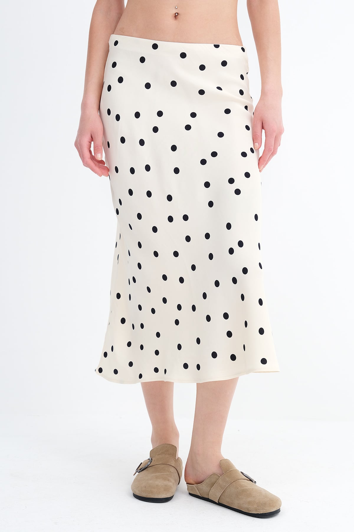 Beige_Polka-Dot-Satin-Skirt-addax