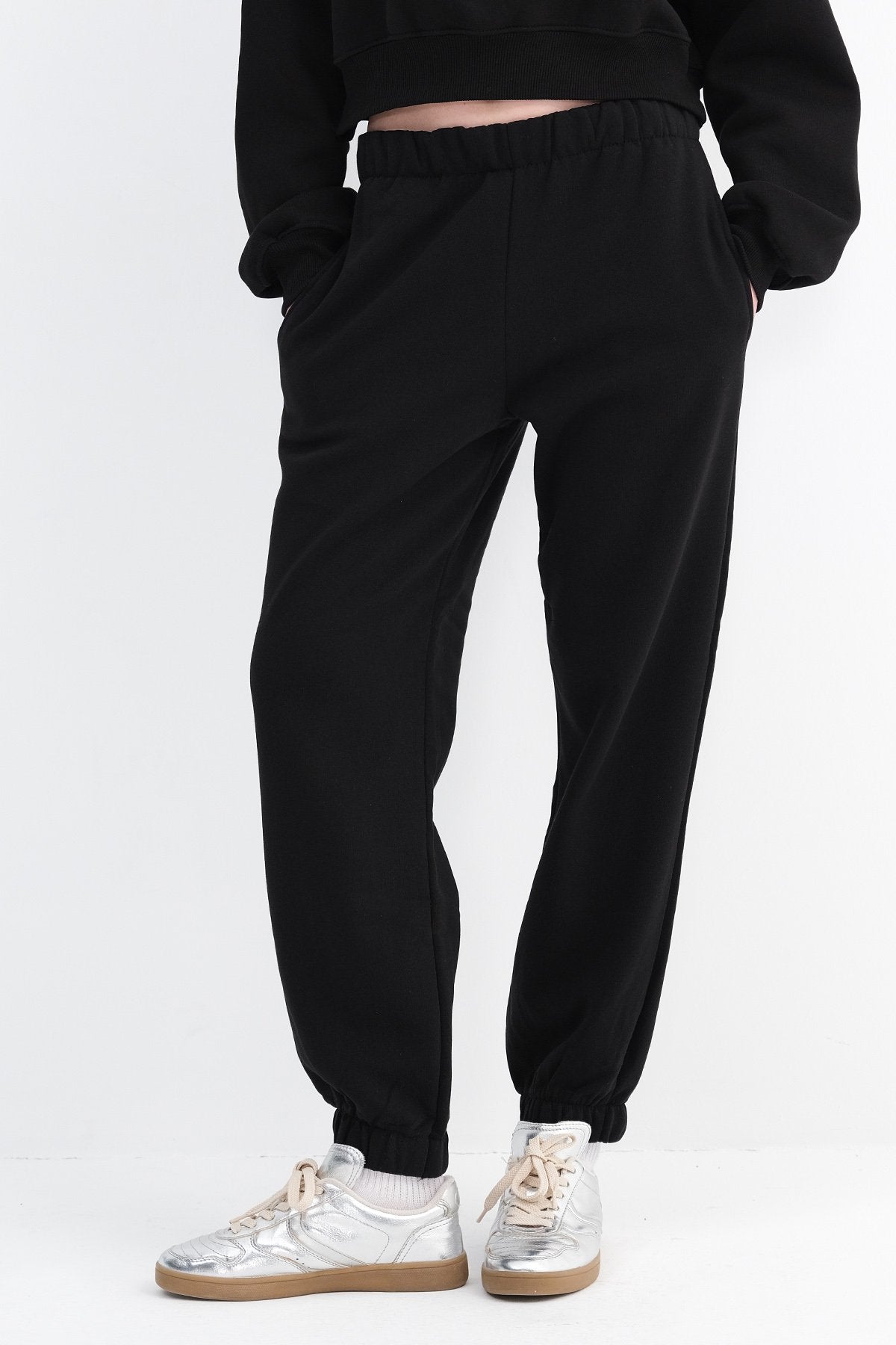 Black_Polar-Jogger-Sweatpants-addax