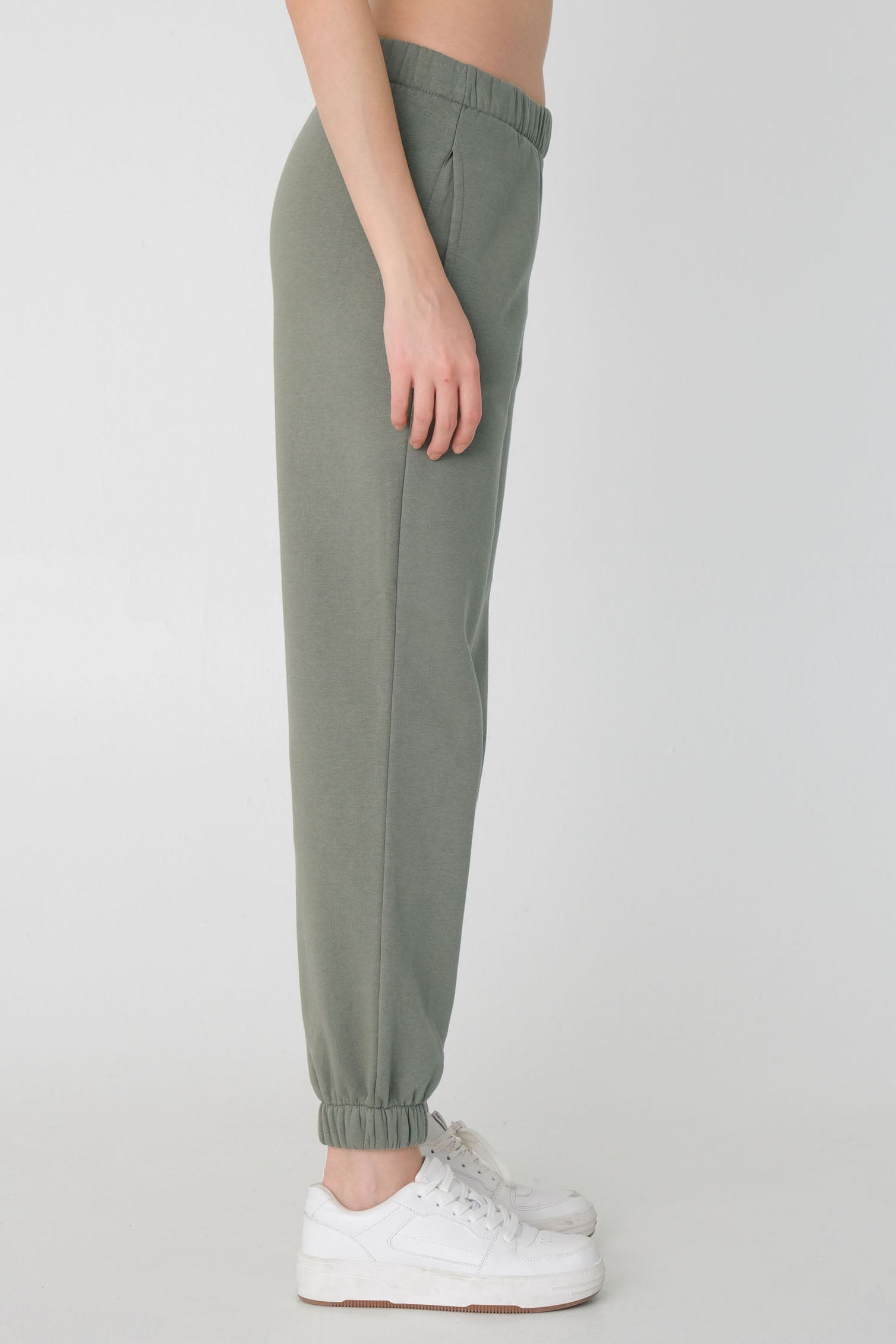 Oil-Green_Polar-Jogger-Sweatpants-addax