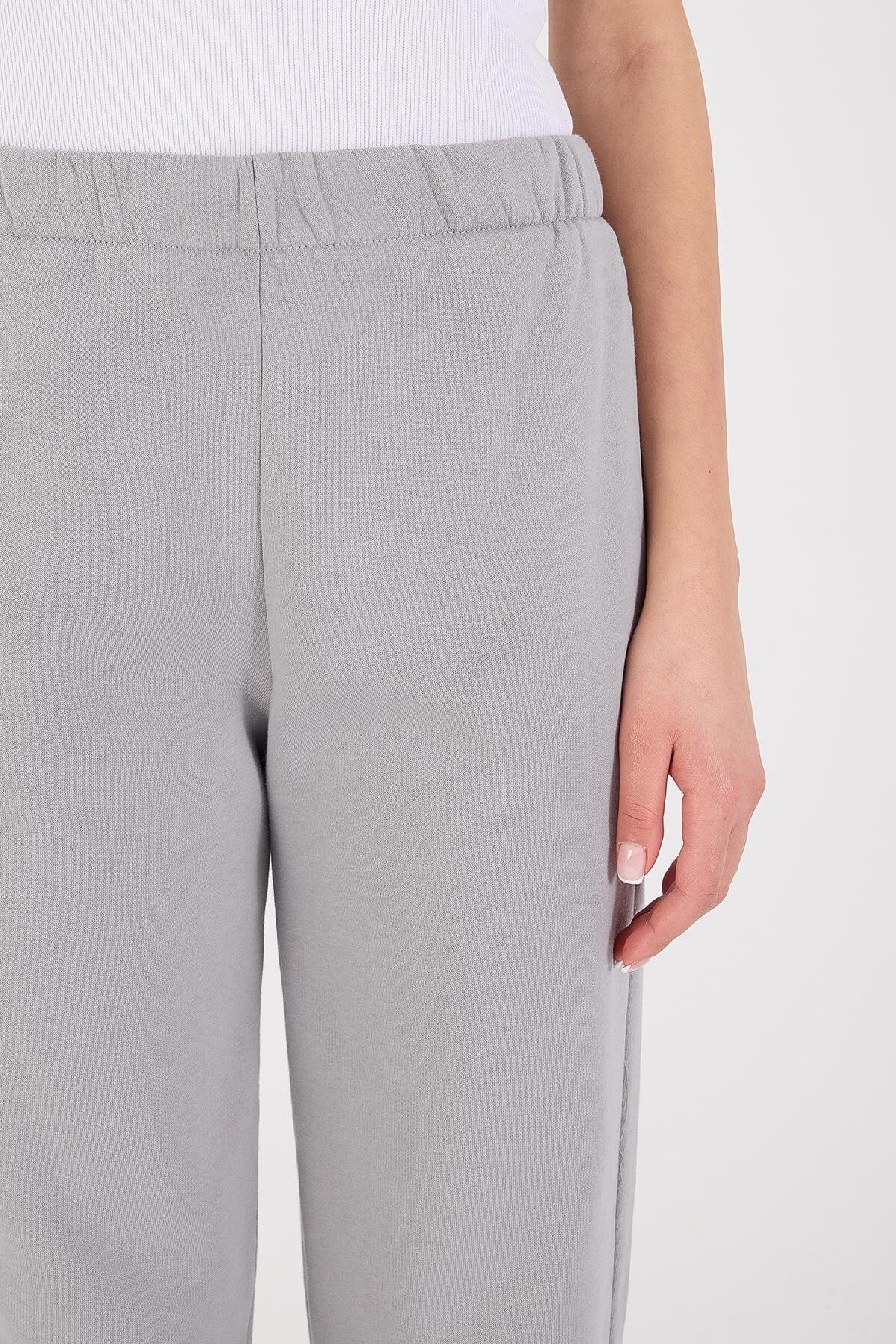 New-Grey_Polar-Jogger-Sweatpants-addax