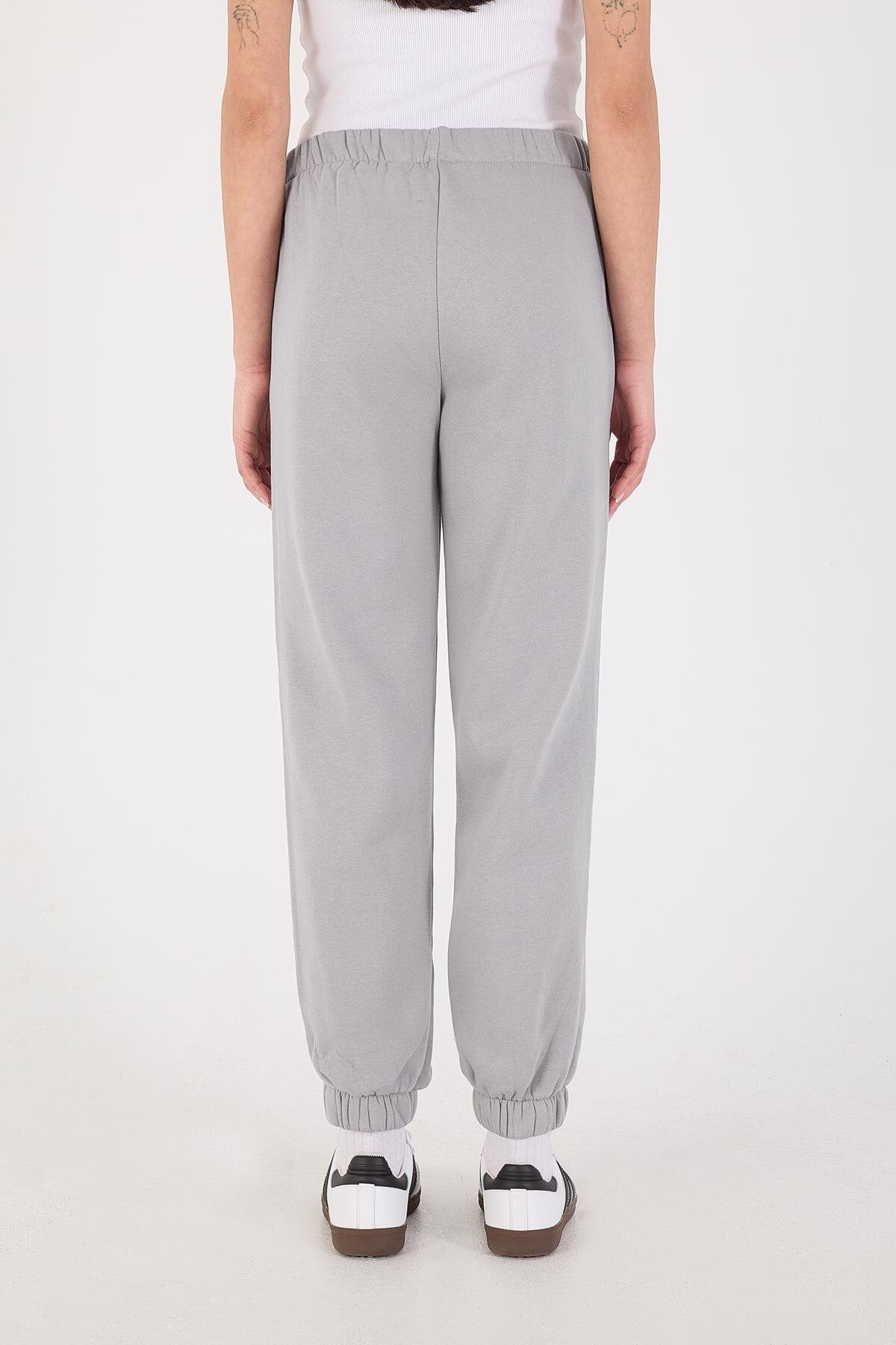 New-Grey_Polar-Jogger-Sweatpants-addax