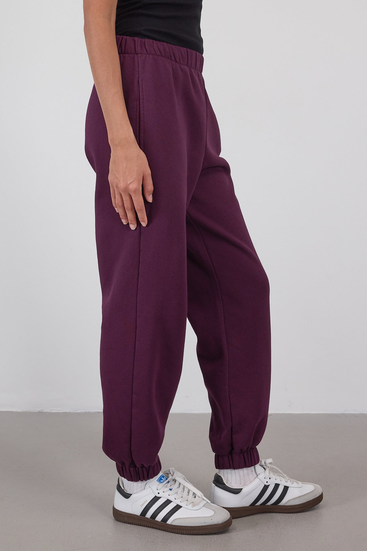 Gardenia_Polar-Jogger-Sweatpants-addax