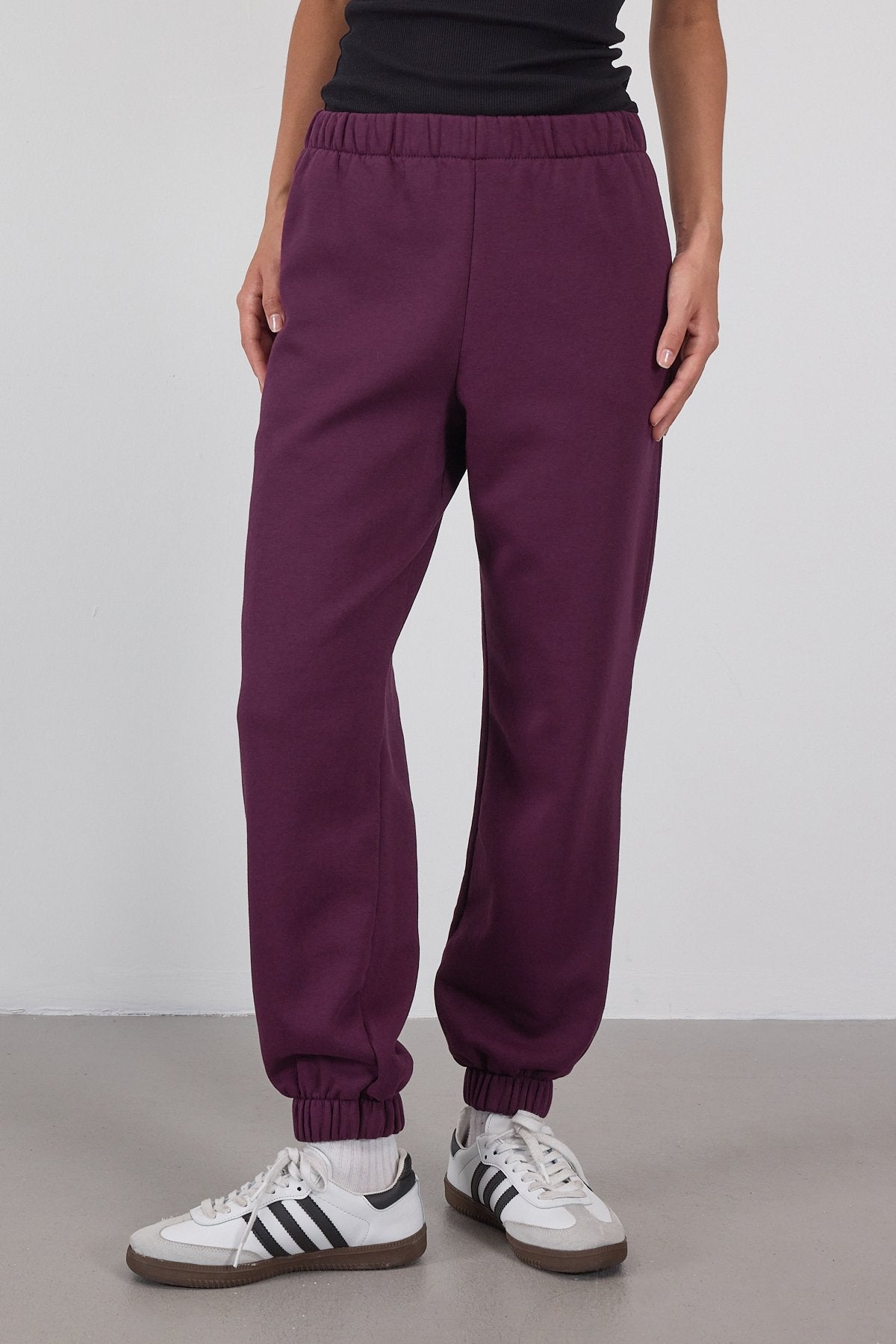 Gardenia_Polar-Jogger-Sweatpants-addax
