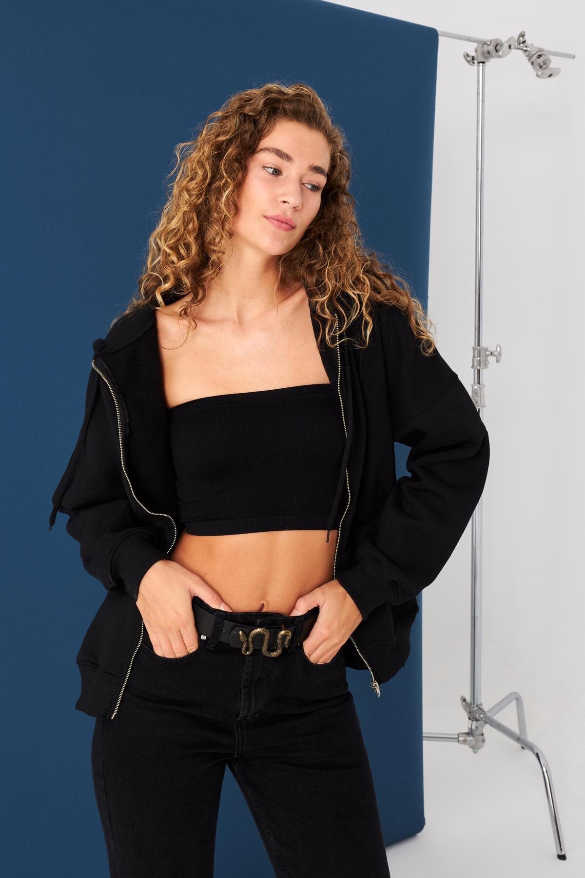 Black_Oversized-Hoodie-addax