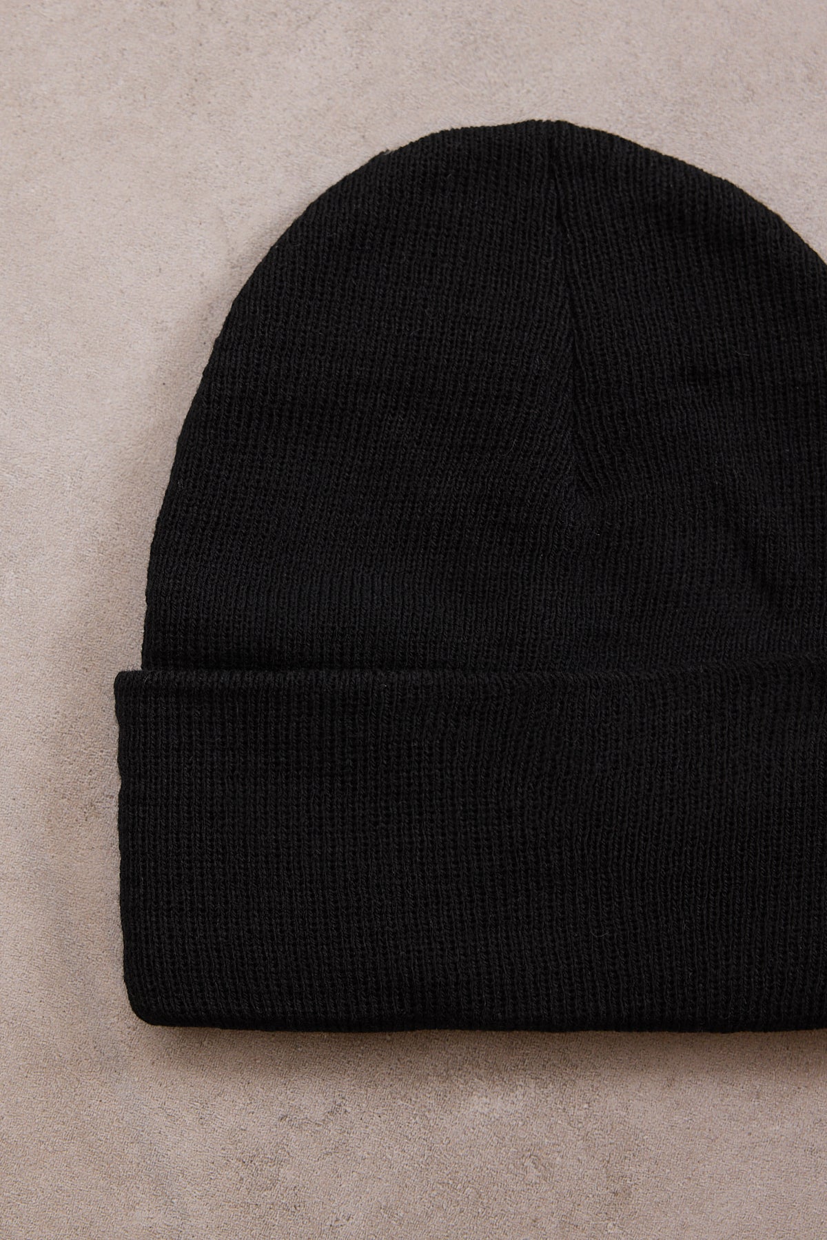 Black_Beanie-addax