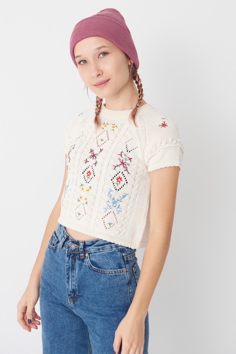 Dark-Rose_Beanie-addax