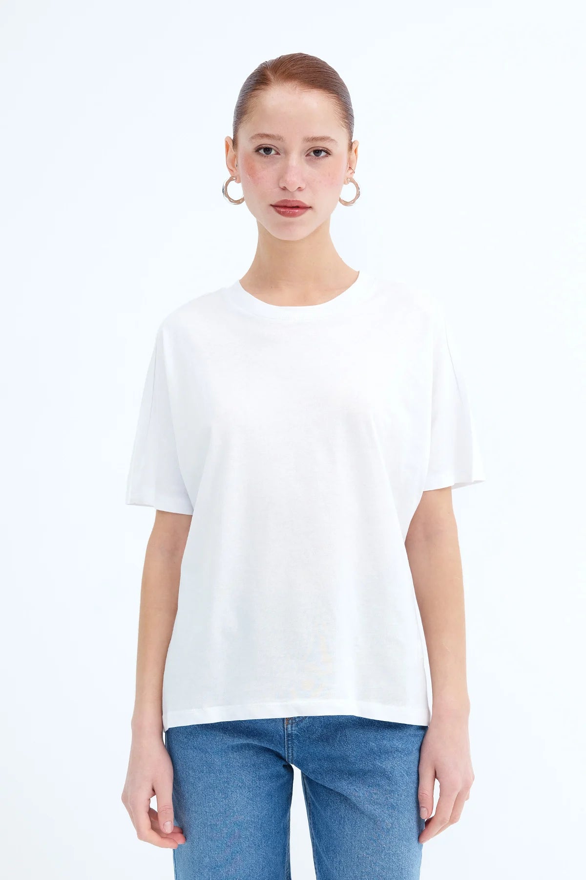 White_Oversized-Basic-T-shirt-addax