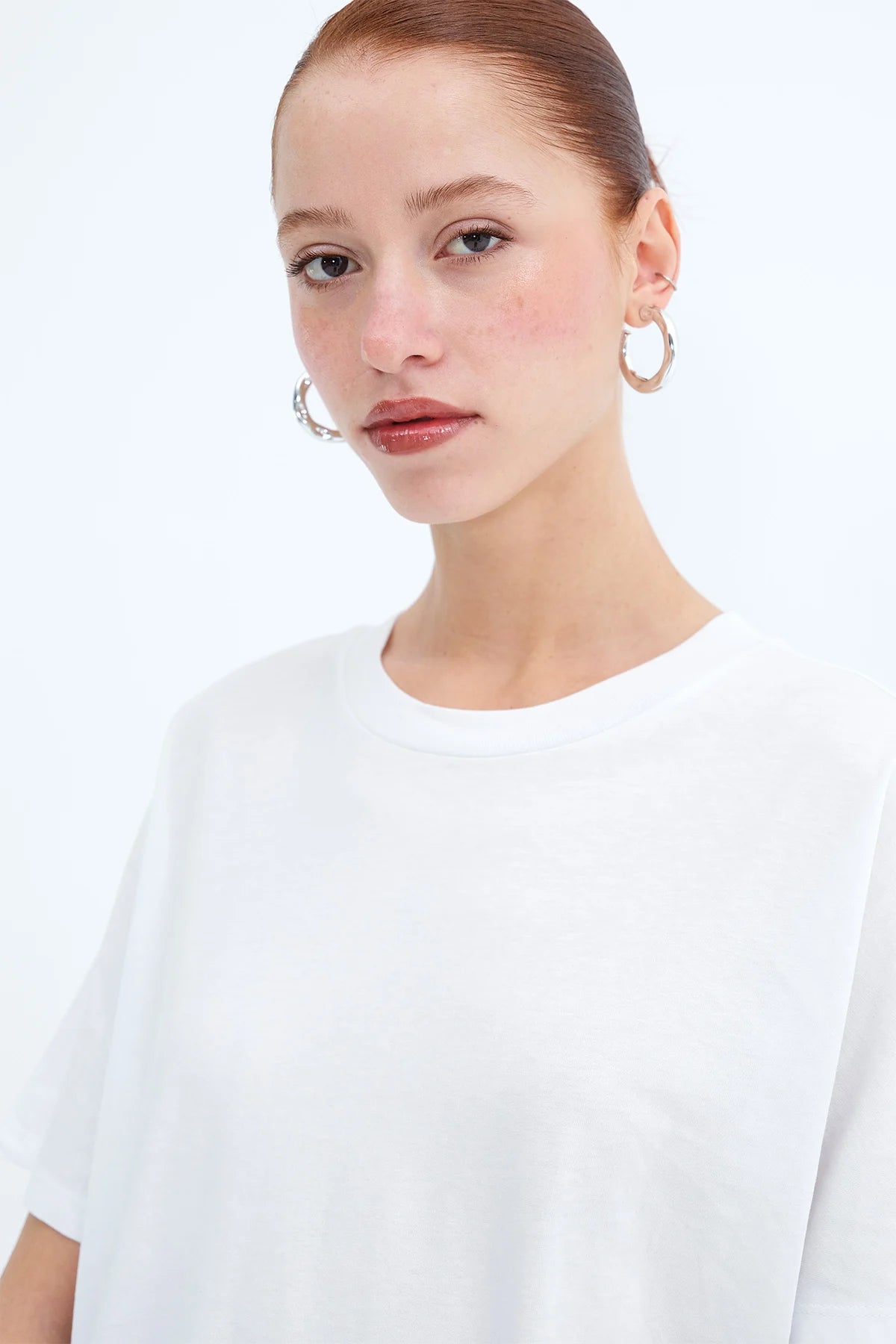White_Oversized-Basic-T-shirt-addax