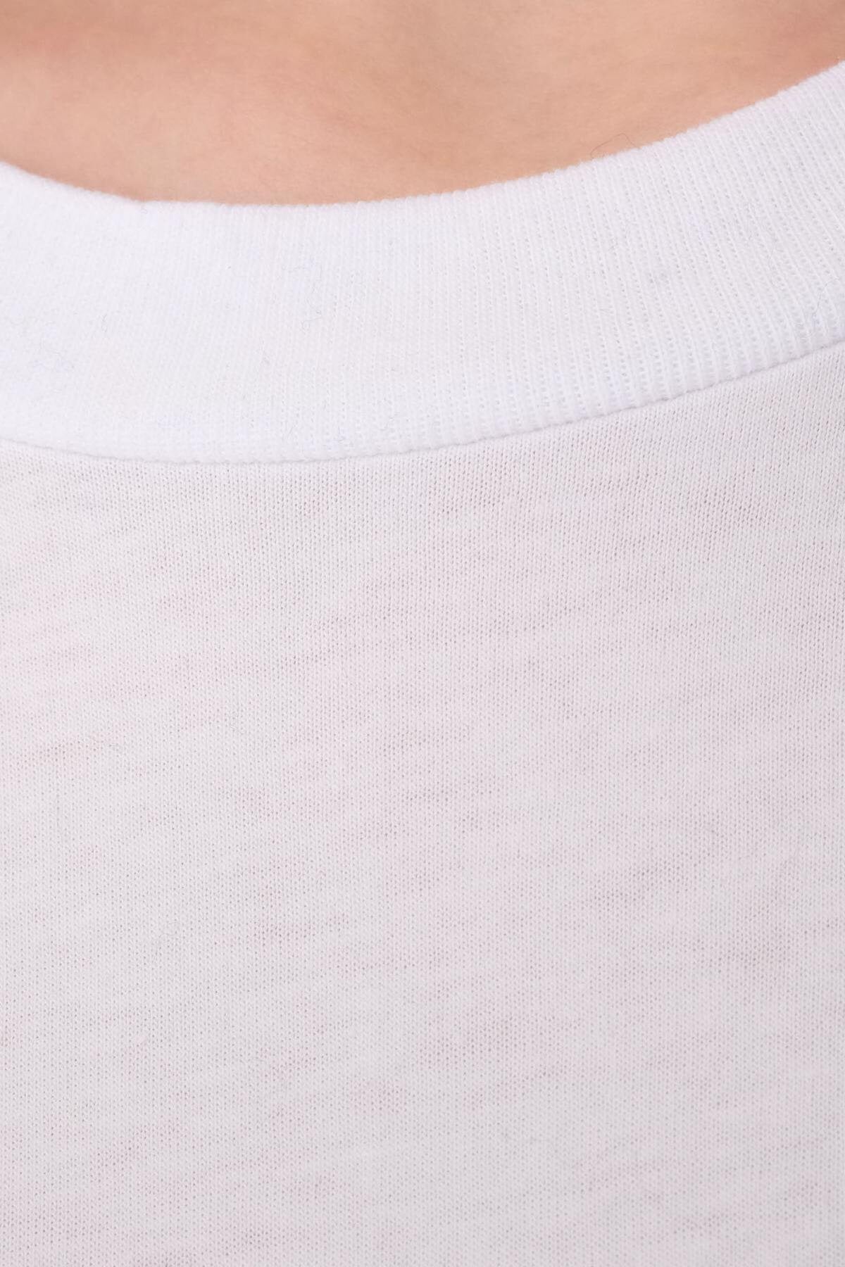 White_Oversized-Basic-T-shirt-addax