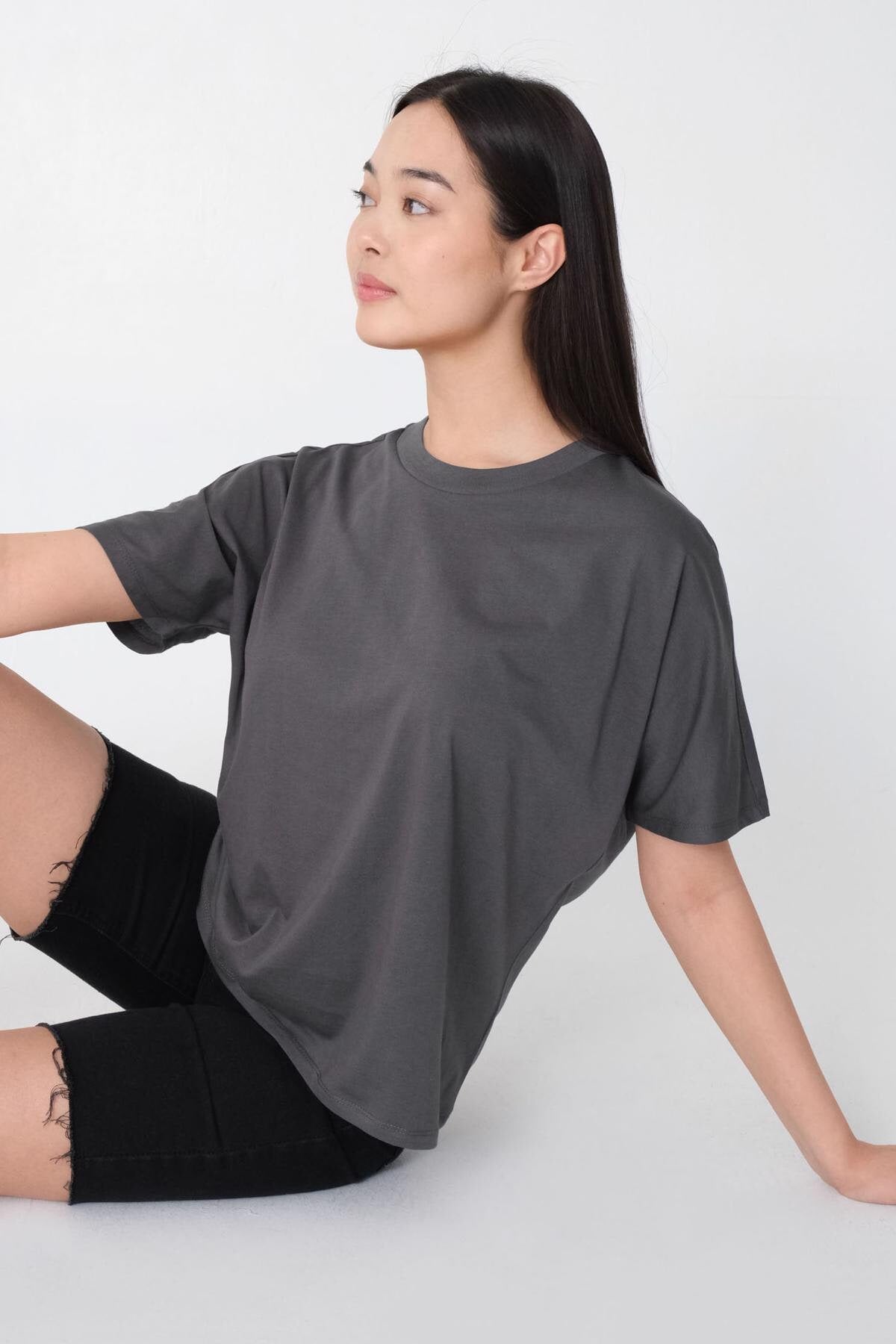 Lead-Grey_Oversized-Basic-T-shirt-addax