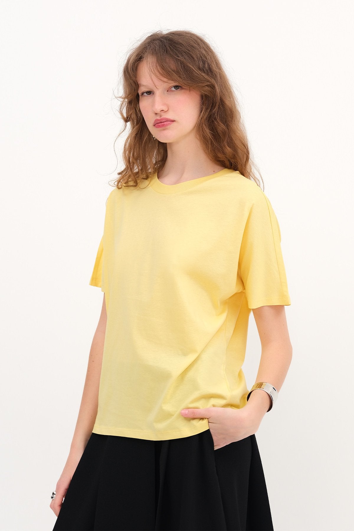 Light-Yellow_Oversized-Basic-T-shirt-addax