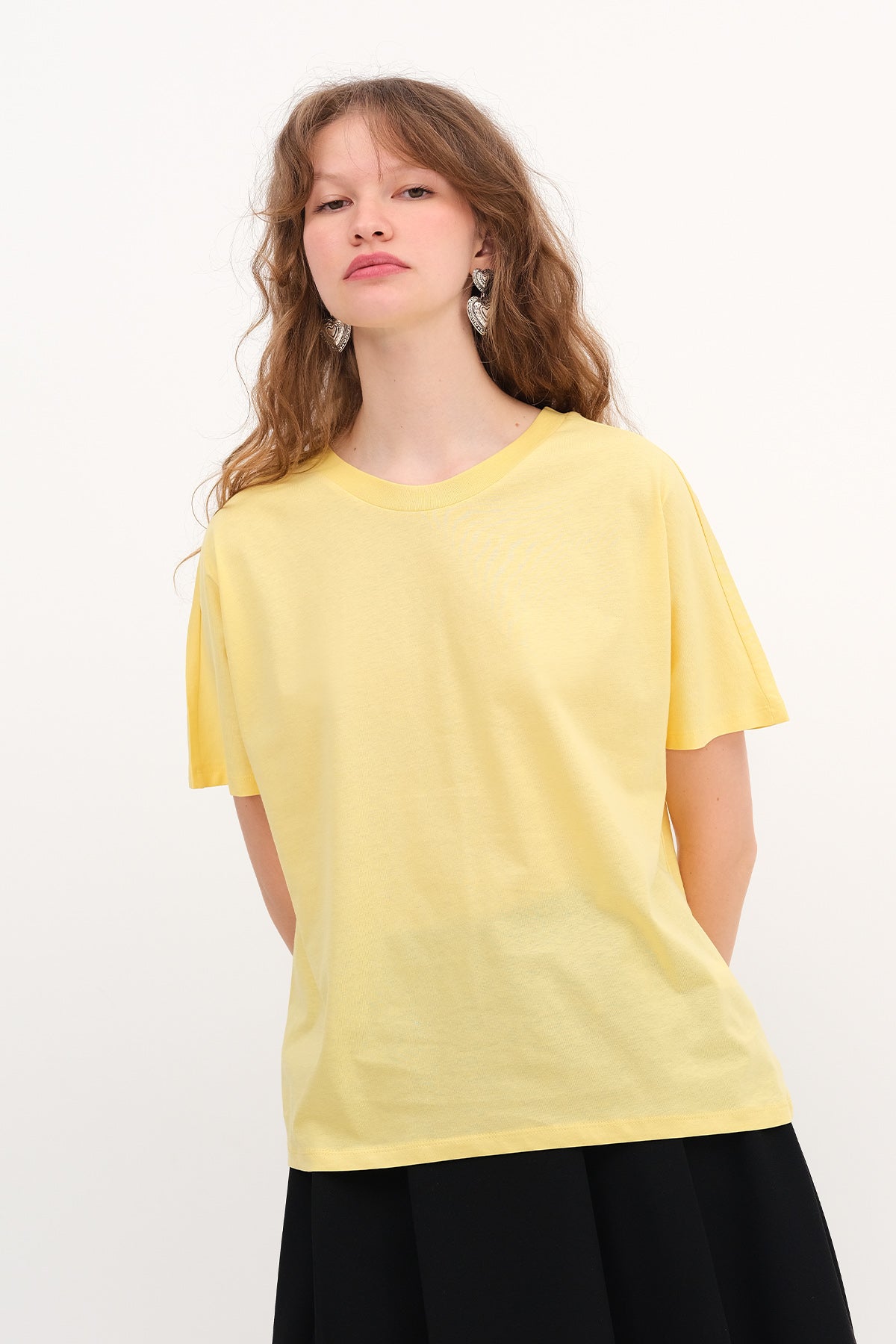 Light-Yellow_Oversized-Basic-T-shirt-addax
