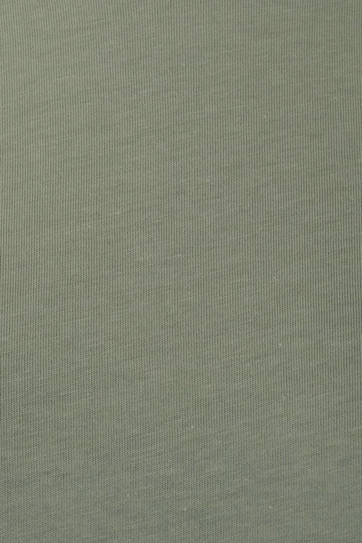 Oil-Green_Oversized-Basic-T-shirt-addax