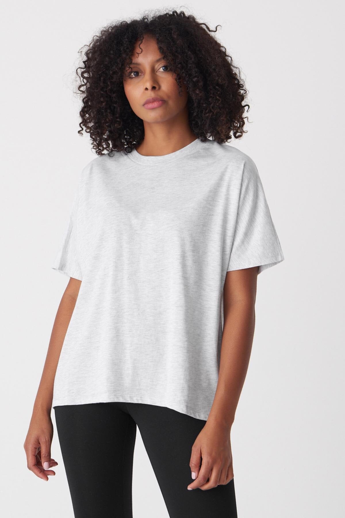 Snow-Melange_Oversized-Basic-T-shirt-addax