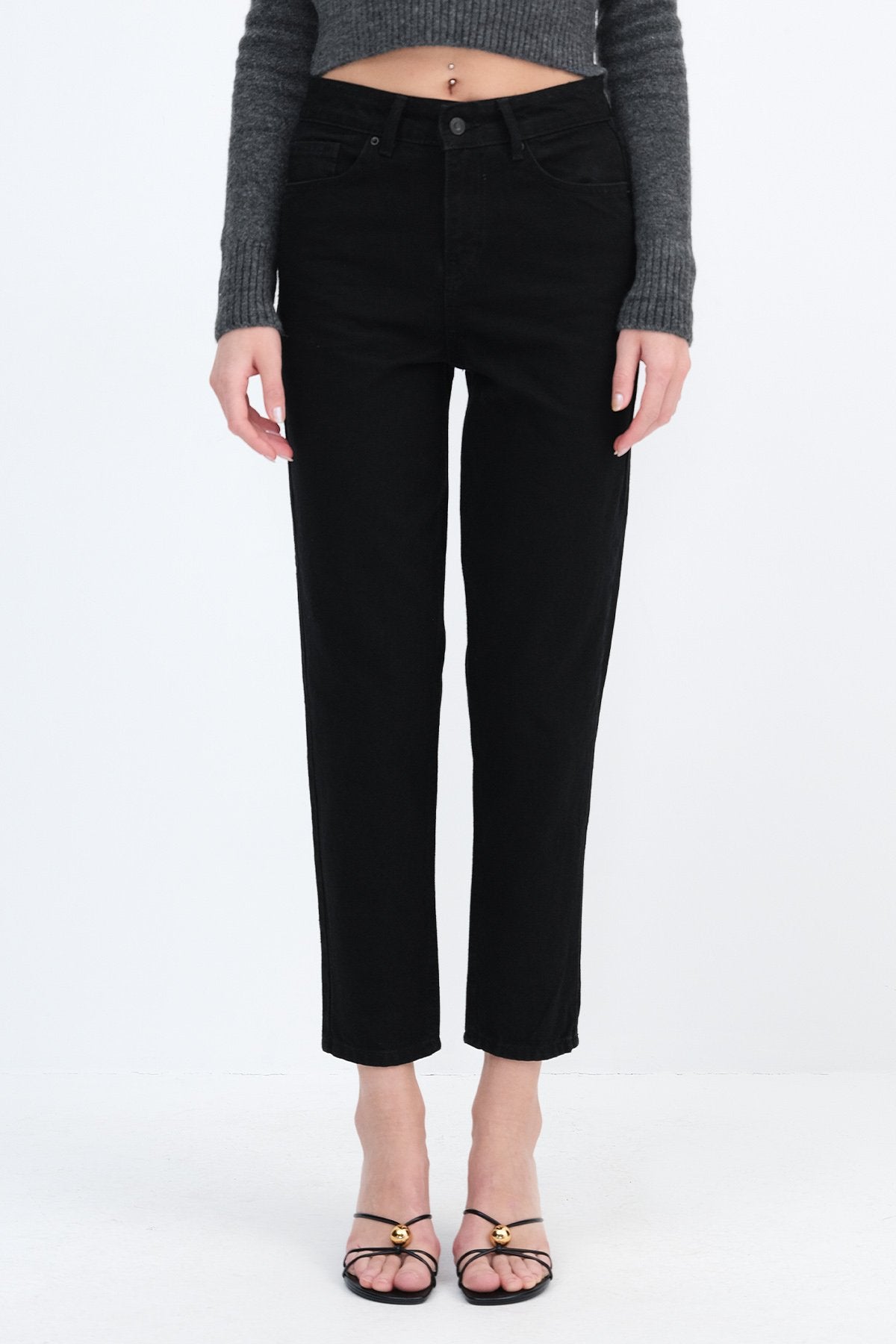 Black_Mom-Fit-Jeans-addax