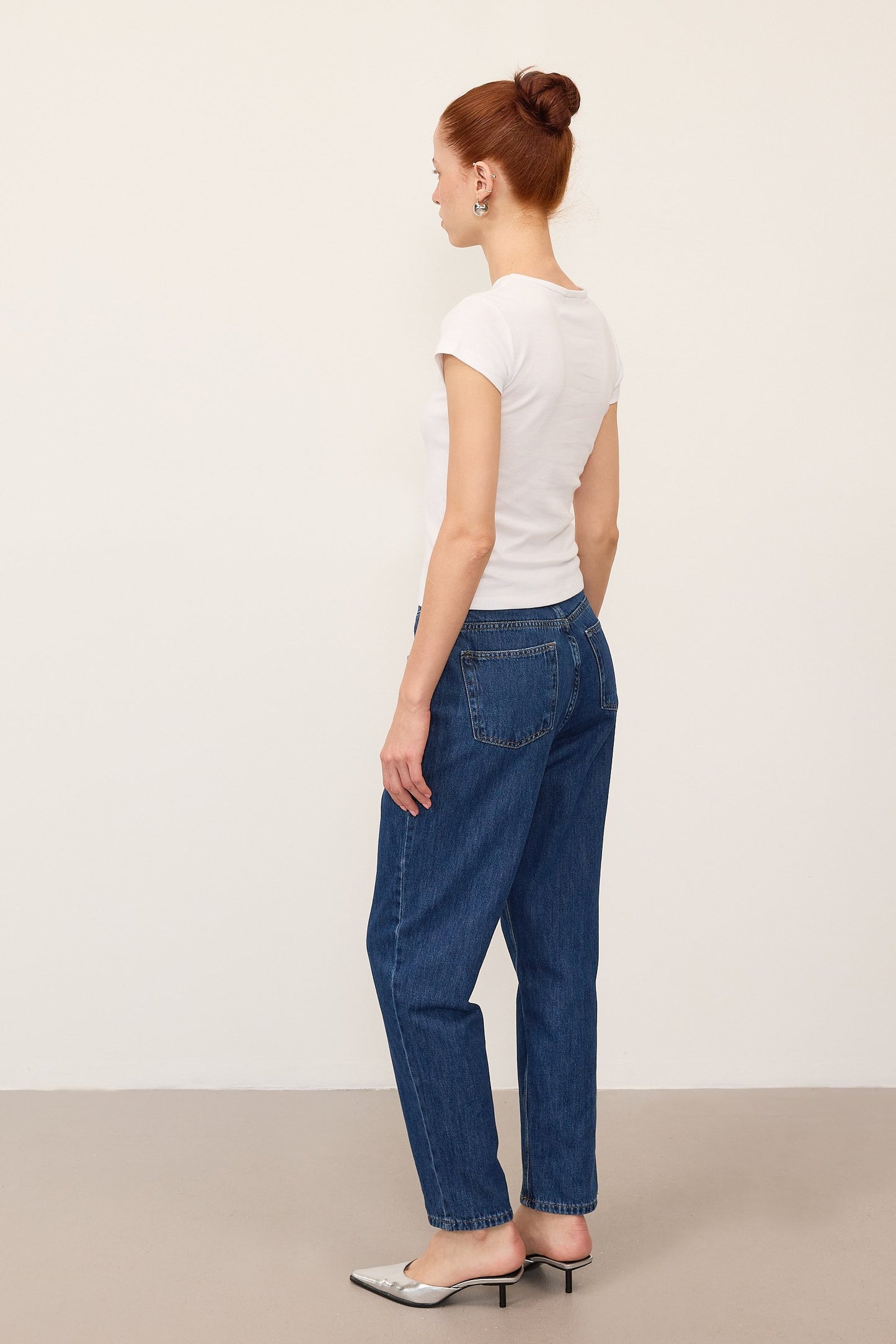 Dark-Blue_Mom-Fit-Jeans-addax