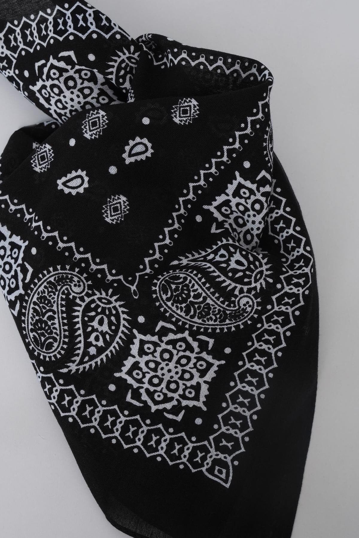 Night-Blue_Ethnic-Patterned-Scarf-addax