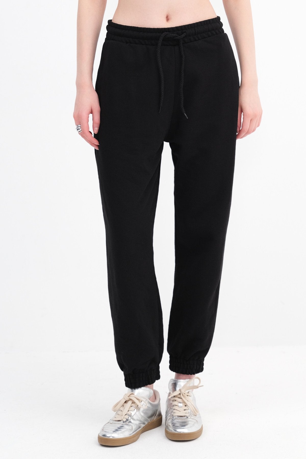 Black_Oversized-Joggers-addax