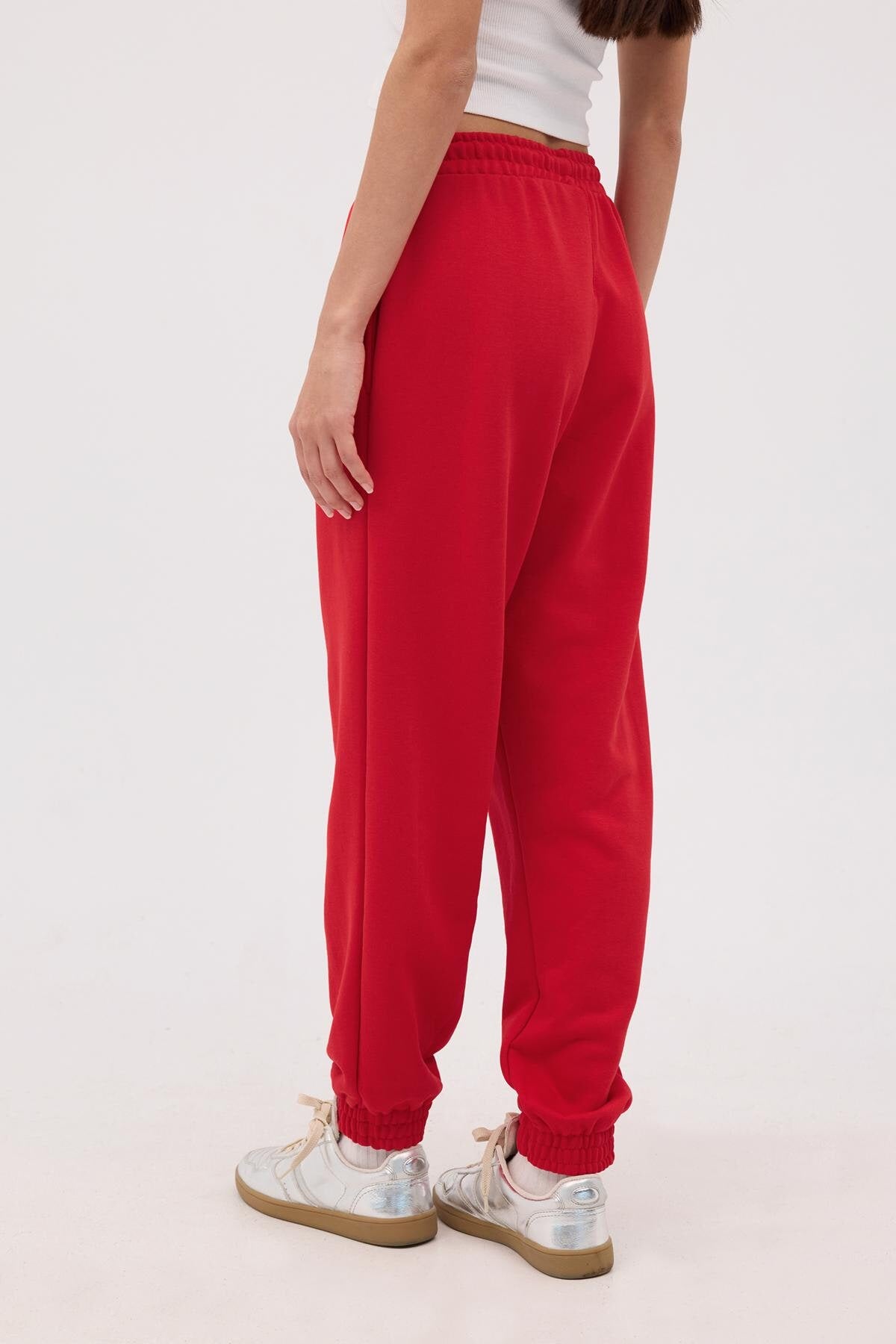 Red_Oversized-Joggers-addax