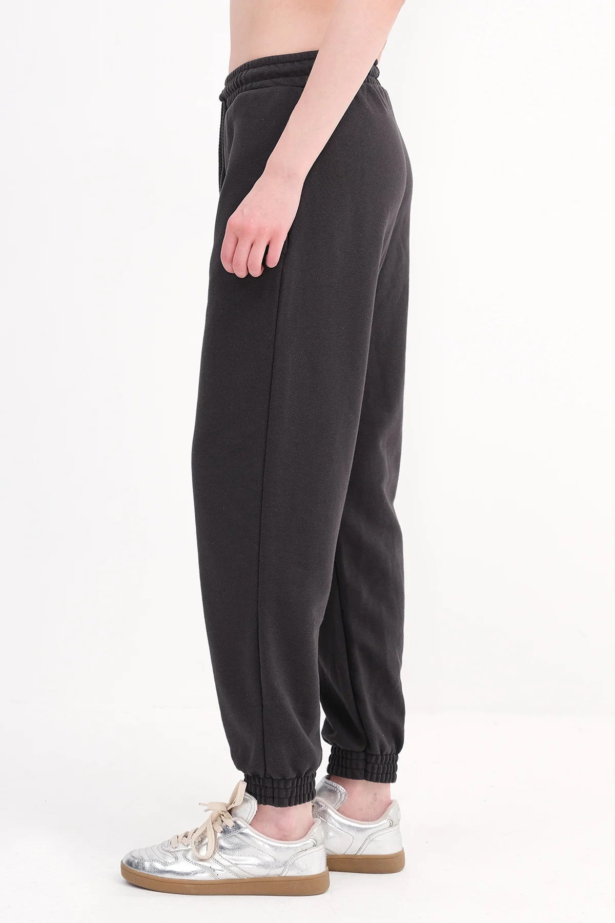 Charcoal_Oversized-Joggers-addax