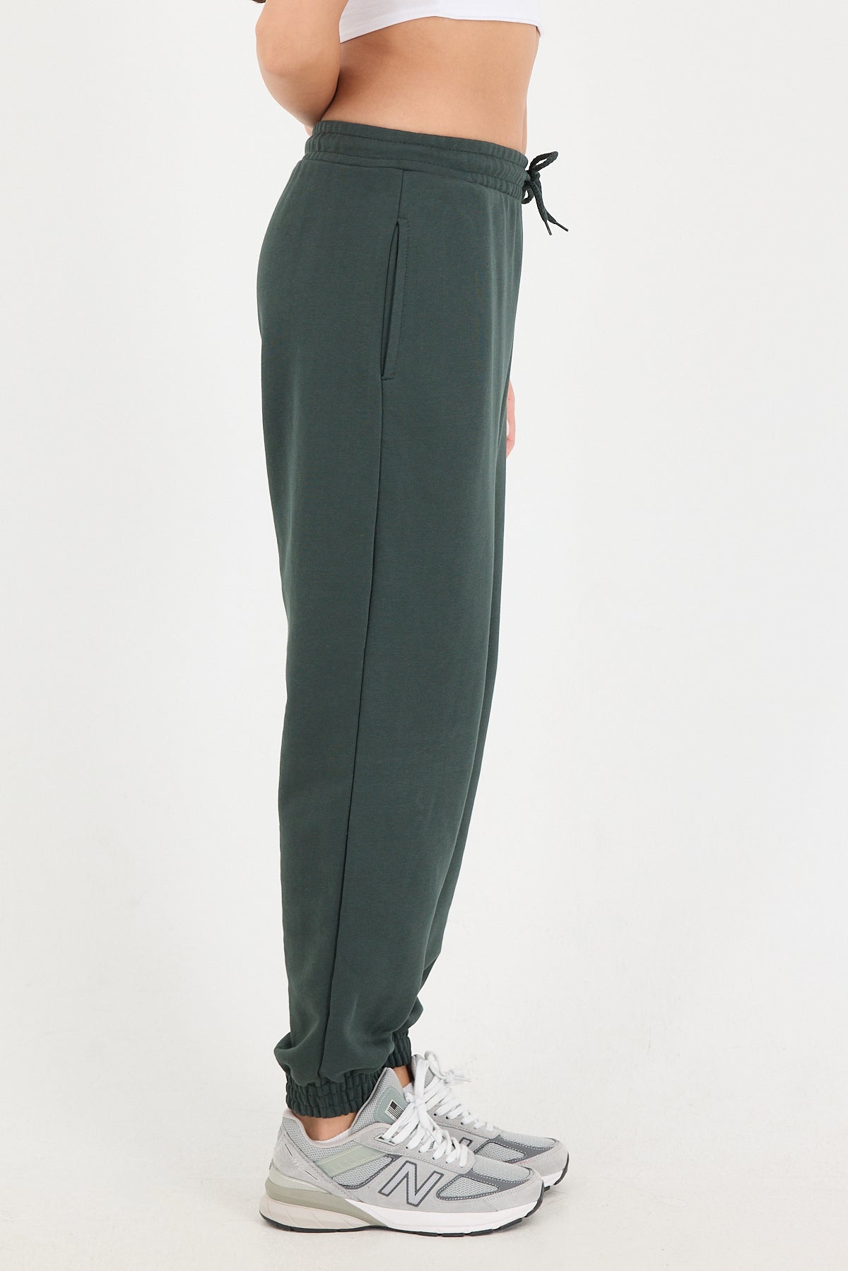 Emerald_Oversized-Joggers-addax