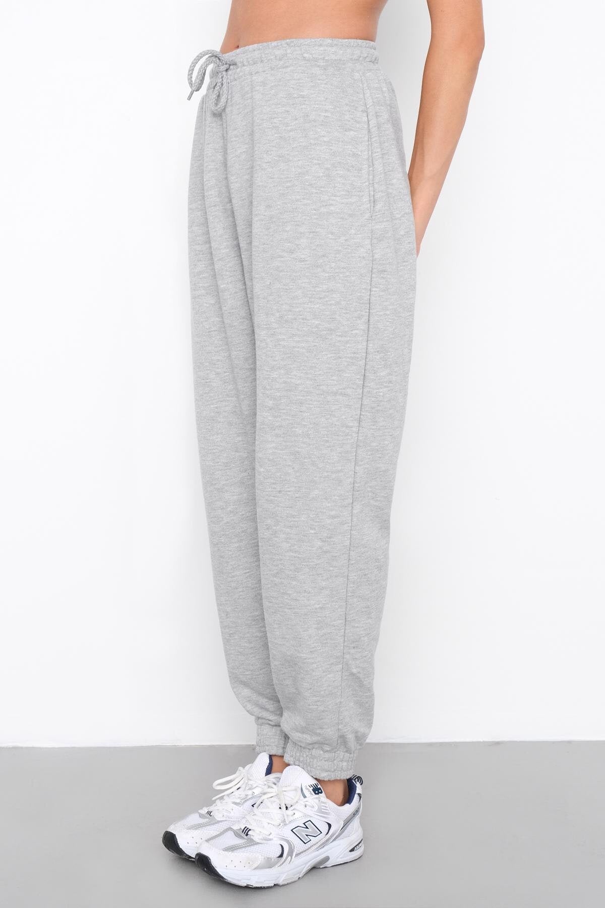 Grey-Melange_Oversized-Joggers-addax