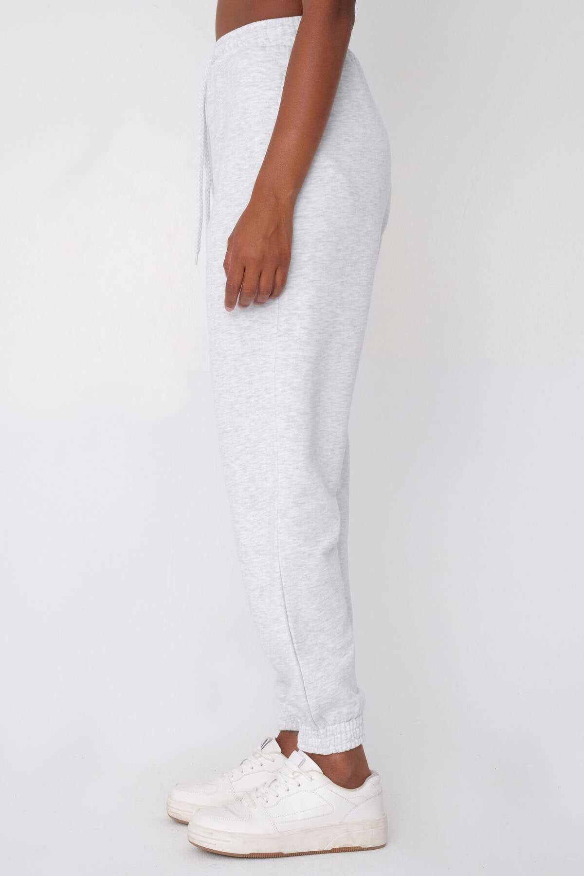 Snow-Melange_Oversized-Joggers-addax