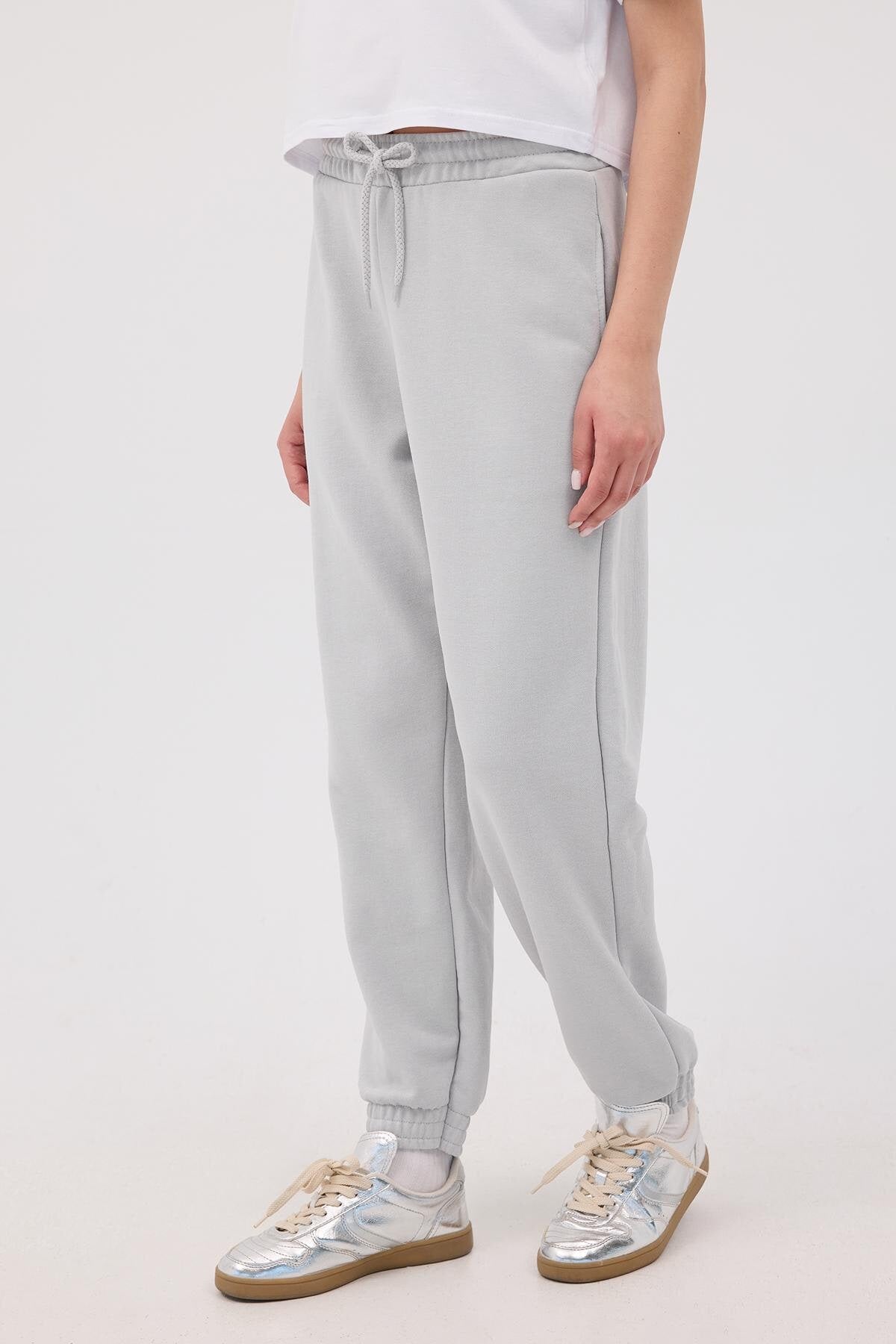New-Grey_Oversized-Joggers-addax