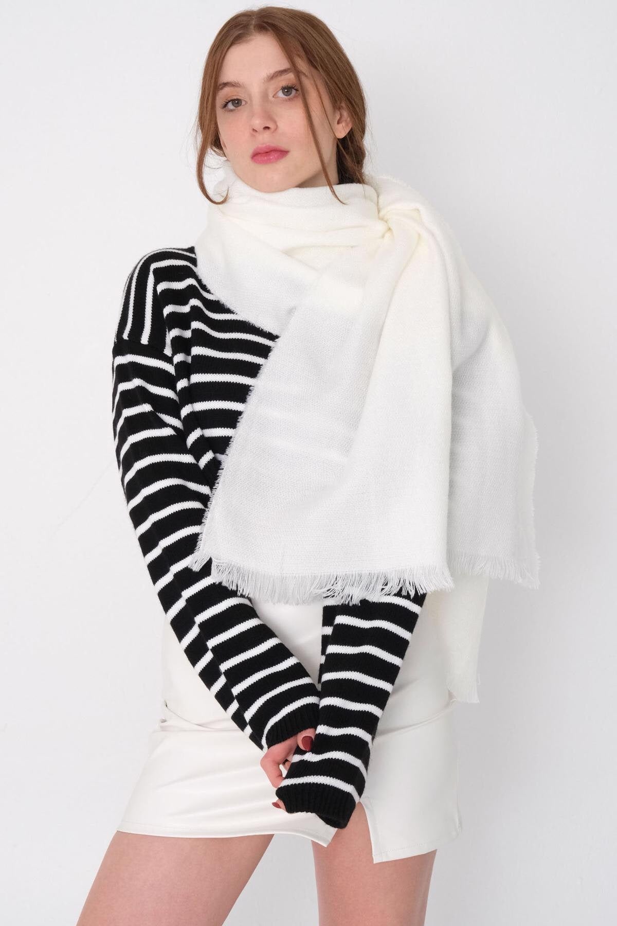 Ecru_Long-Soft-Touch-Scarf-addax