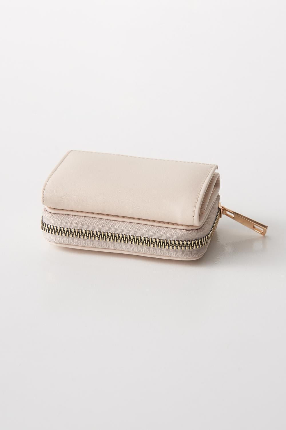 Beige_Zippered-Wallet-addax