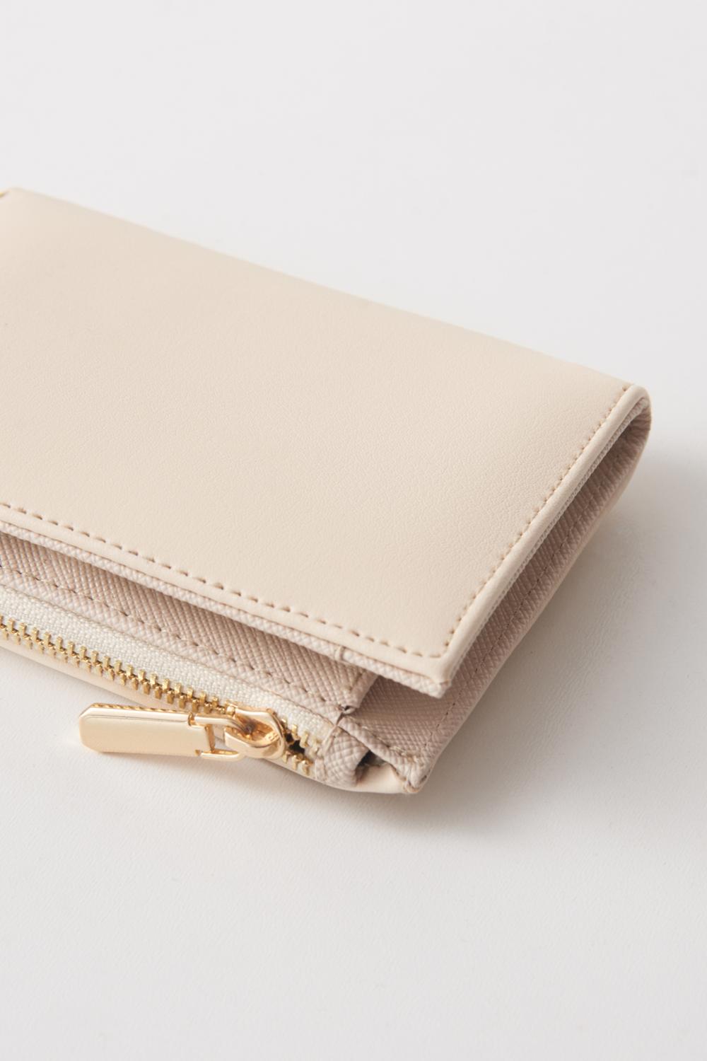 Beige_Wallet-addax