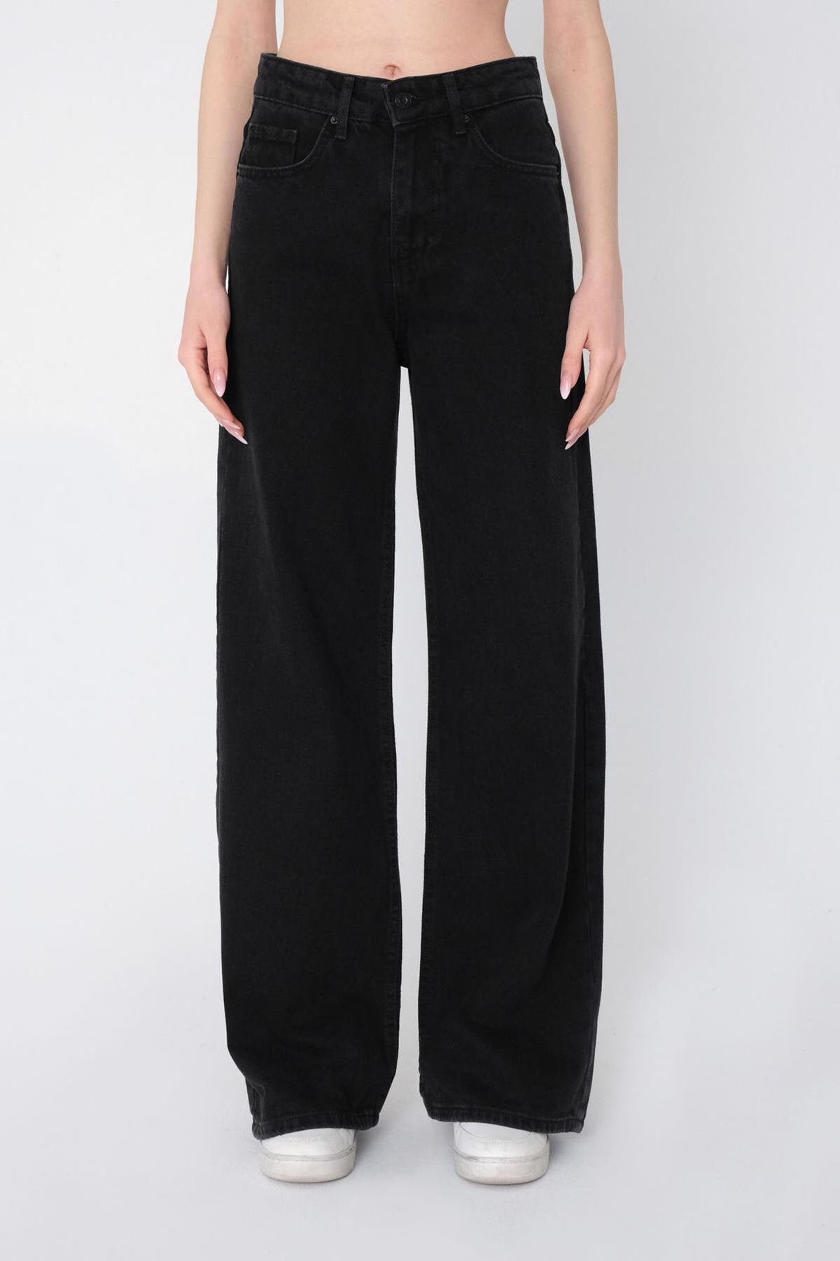 Lead-Grey_High-Waist-Jeans-With-Wide-Leg-addax