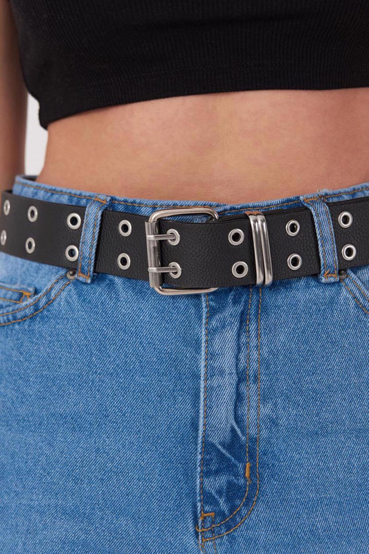 Black---Silver_Eyelet--Detail-Belt-addax