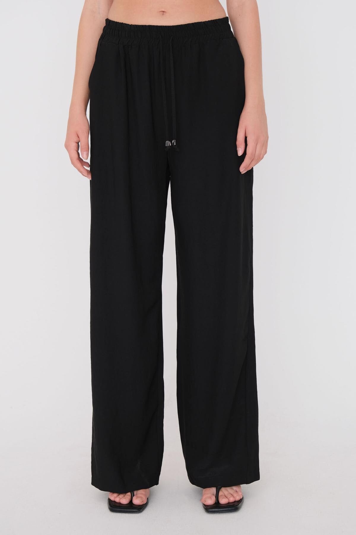 Black_WIDE-LEG-PANTS--addax