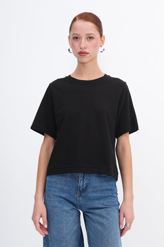 Black_Crew-Neck-Basic-T-shirt-addax